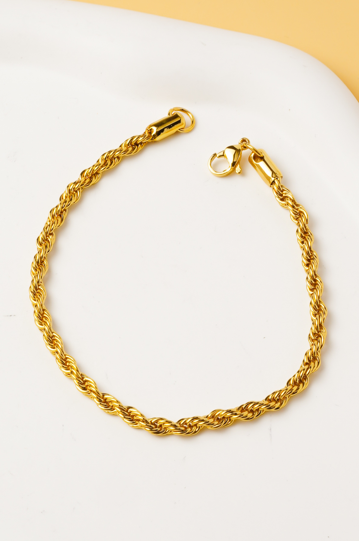 Großhändler Ceramik - Herrenarmband aus Edelstahl 4MM – Gedrehte Glieder – 20CM – Gold oder Silber