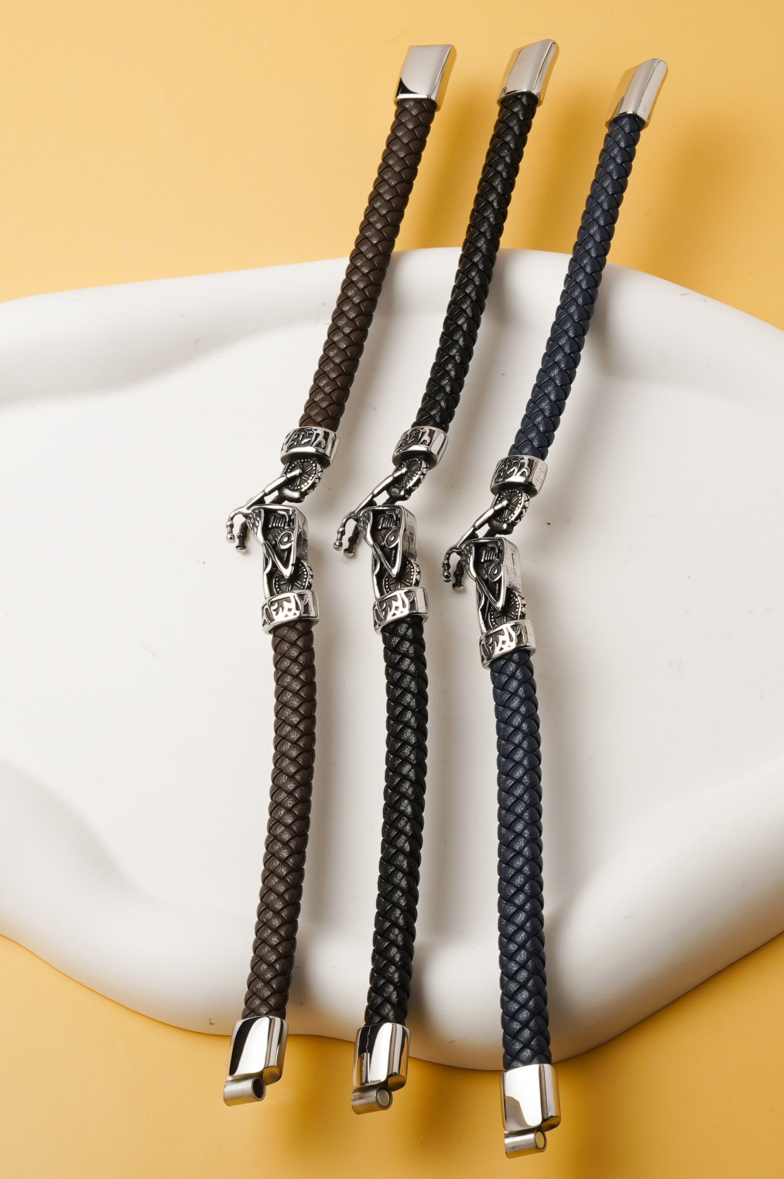 Wholesaler Ceramik - Men's braided PU bracelet 20 cm – Black / Brown / Blue – Unique stainless steel design
