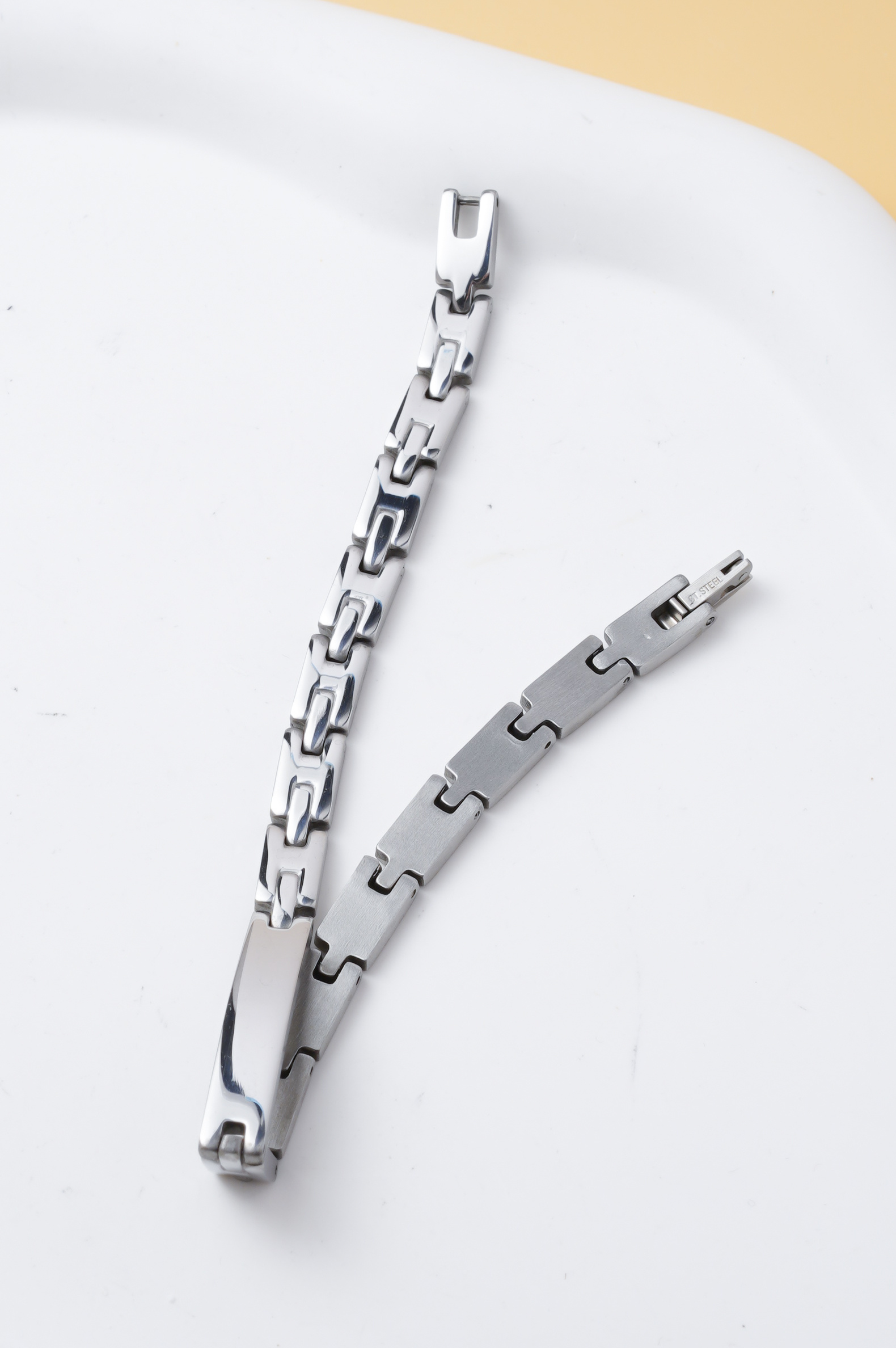 Mayorista Ceramik - Pulsera de hombre con eslabones de acero inoxidable – 20 cm – plateado