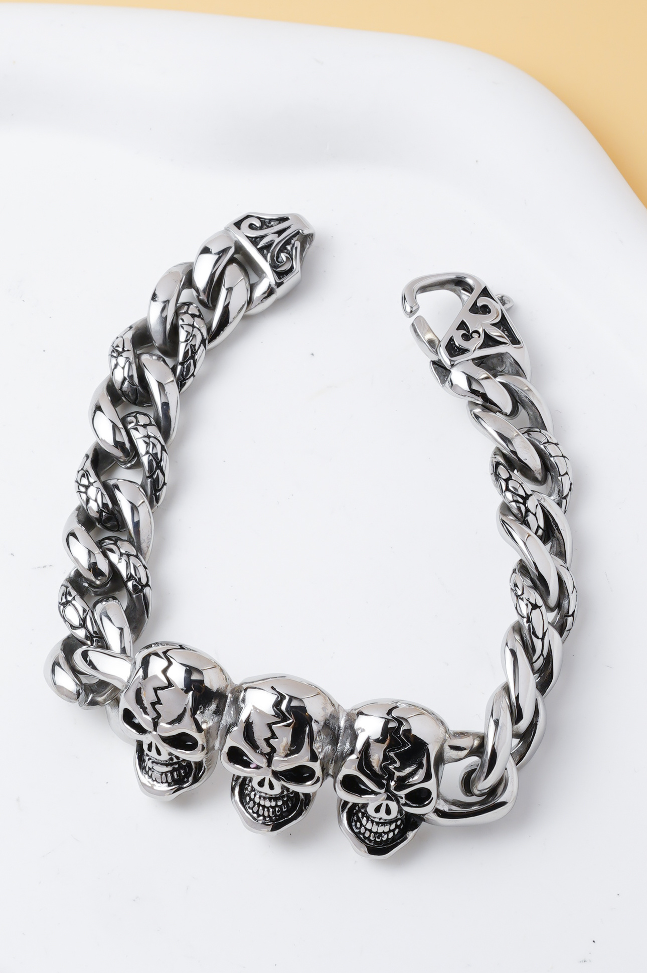 Großhändler Ceramik - Herrenarmband Edelstahl Totenköpfe 20 cm – Kettenarmband Skull Rock Biker Stil