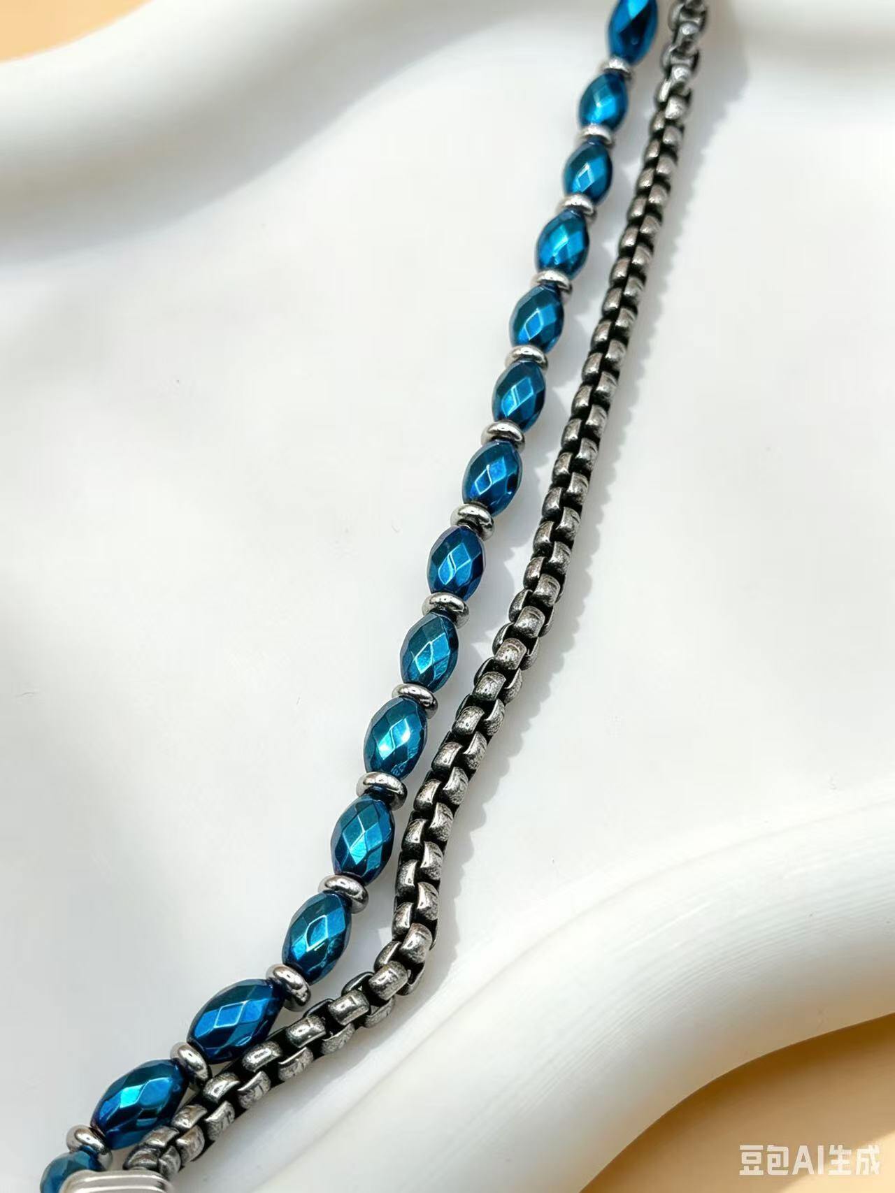 Grossiste Ceramik - Bracelet Femme Double Rang – Perles Bleues & Chaîne en Acier Inoxydable