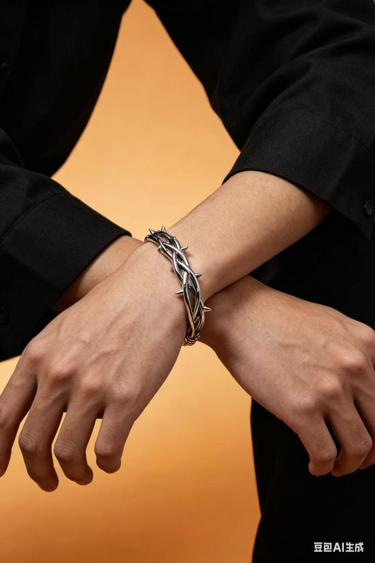 Wholesaler Ceramik - Men's Thorn Style Stainless Steel Bracelet – Adjustable
