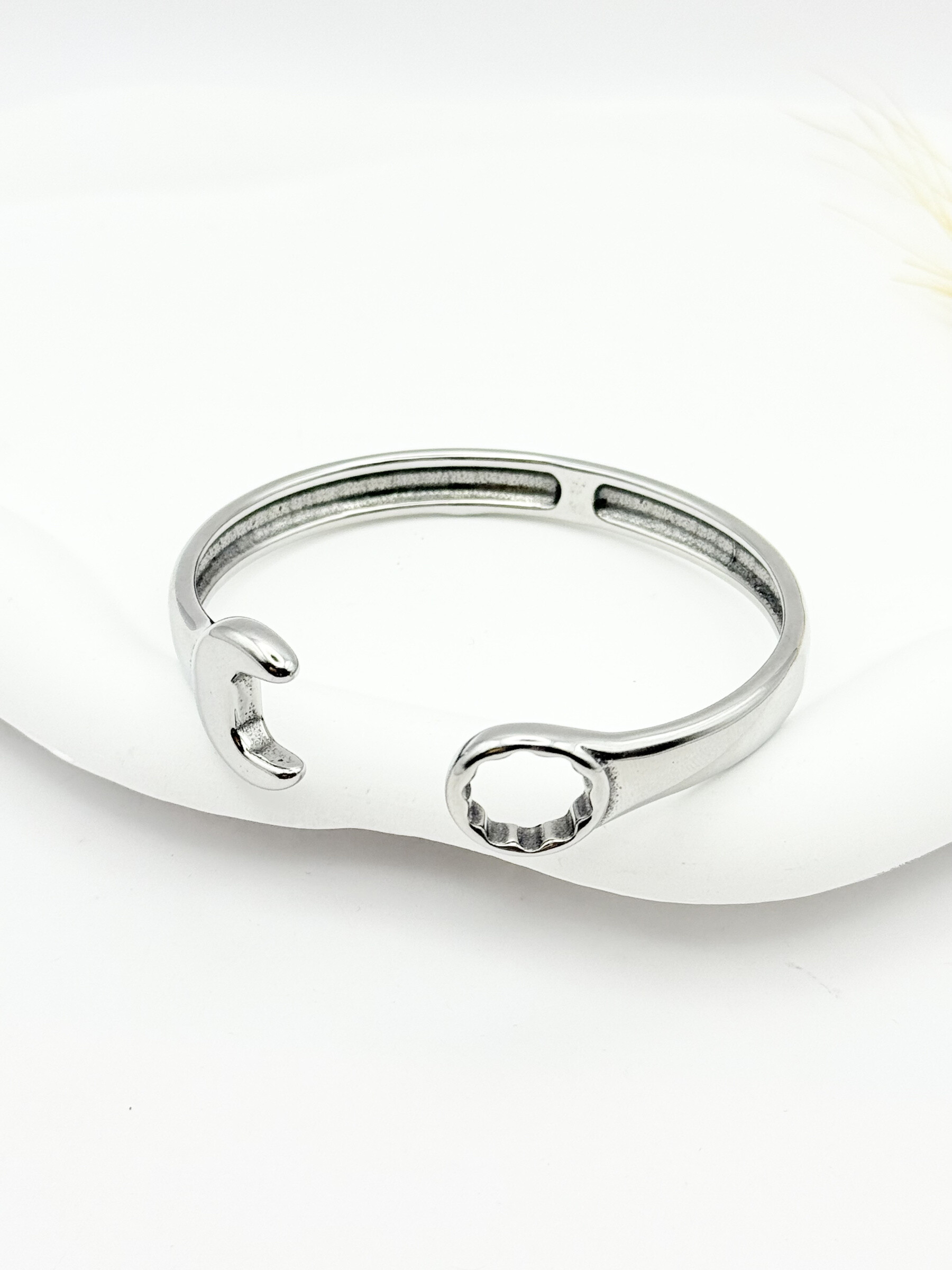 Wholesaler Ceramik - Men's Flat Key Stainless Steel Bracelet