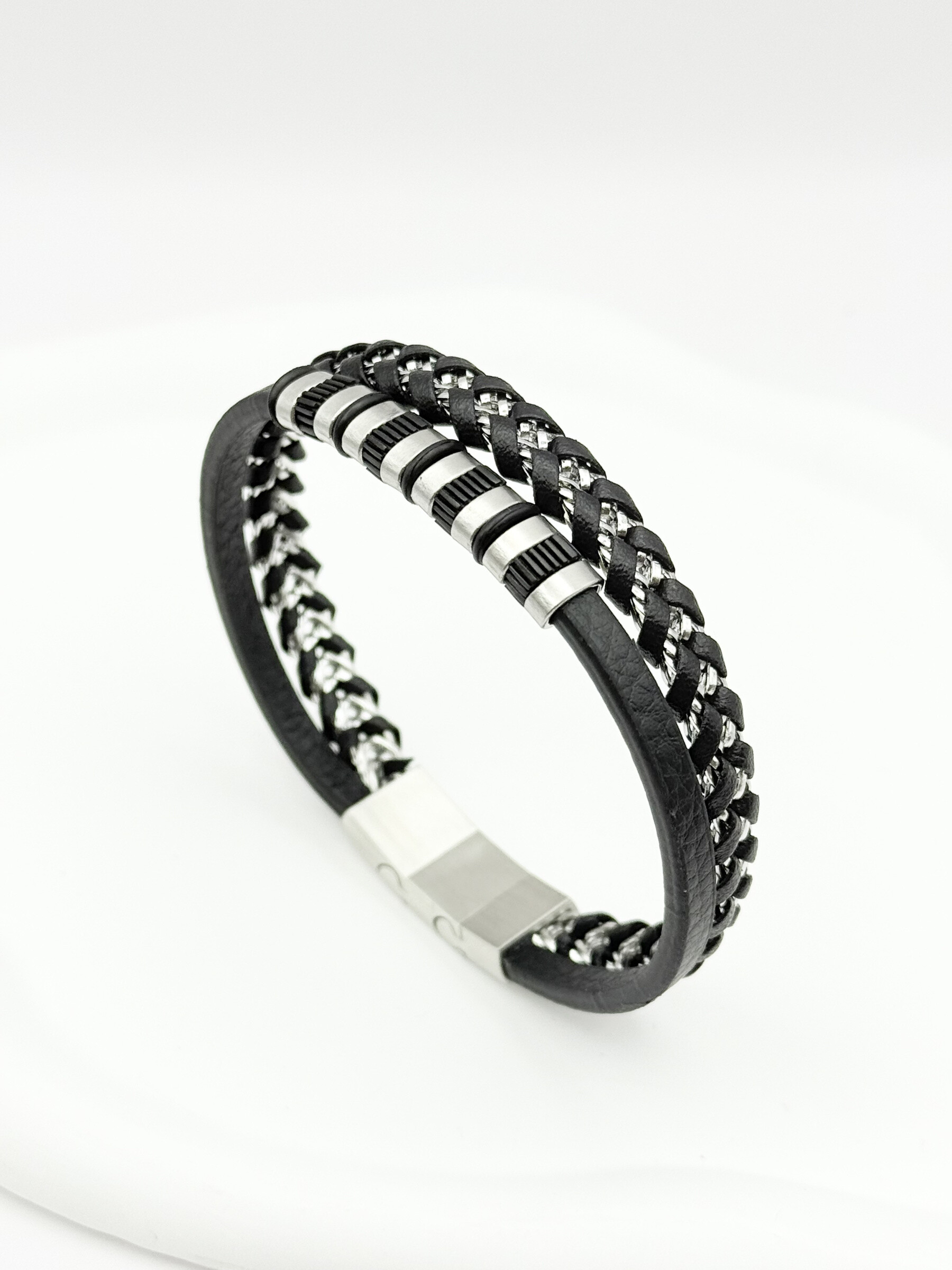 Wholesaler Ceramik - Men's braided leather and stainless steel bracelet