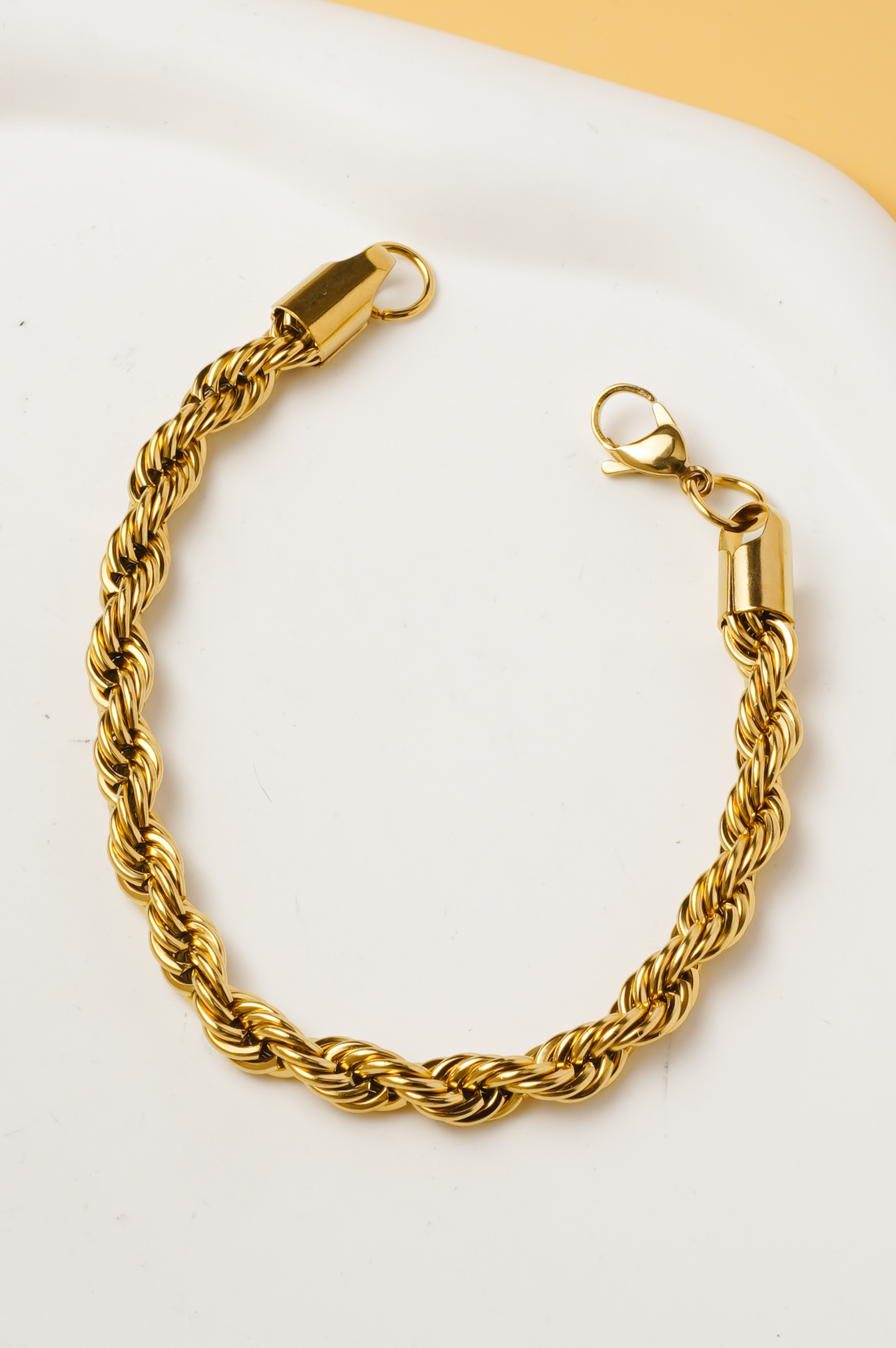 Großhändler Ceramik - Herrenarmband aus Edelstahl 7MM – Dicke gedrehte Glieder – Gold oder Silber – Trendiger Stil - 20CM