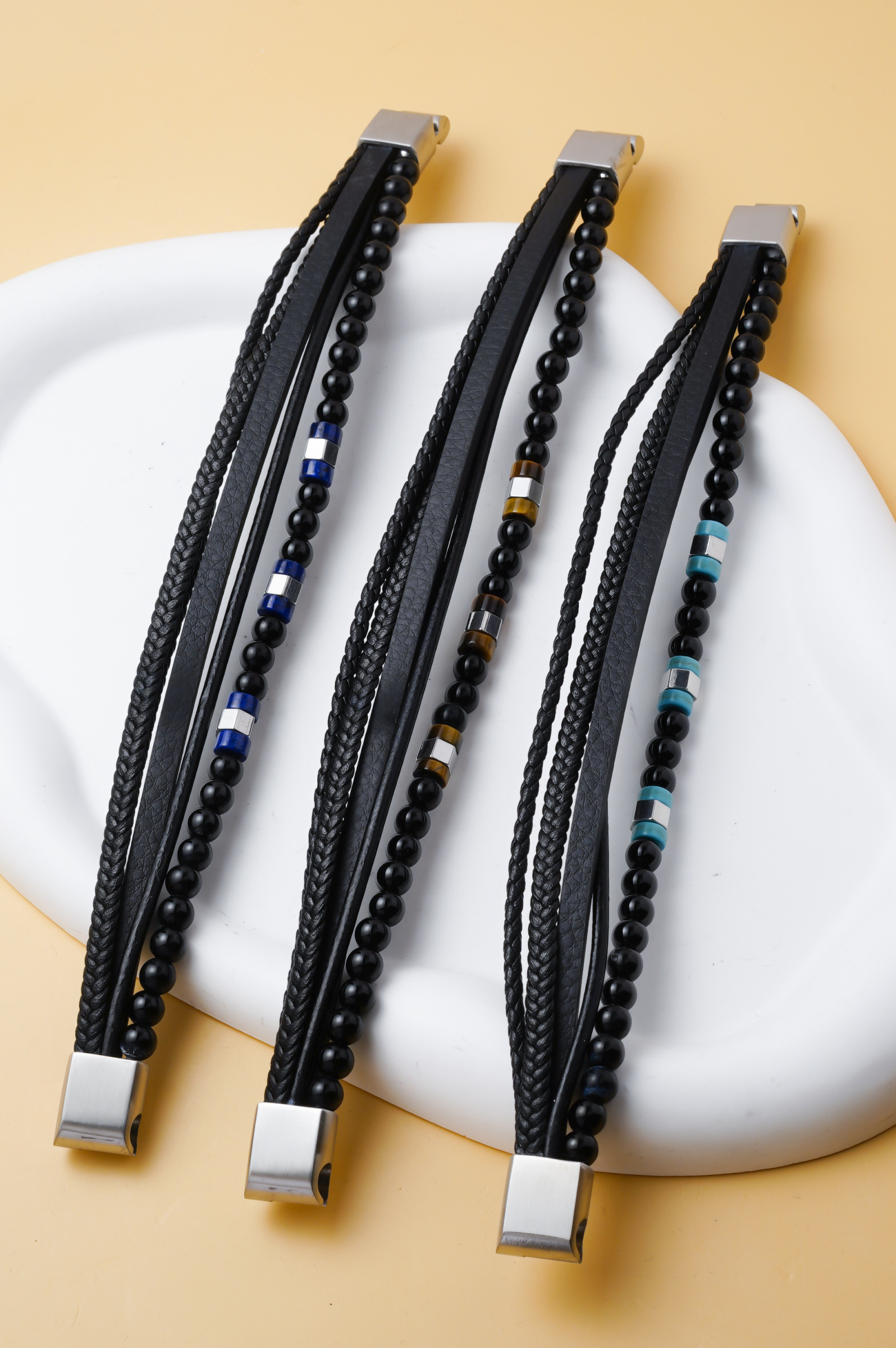 Großhändler Ceramik - Herrenarmband mit Perlen und PU aus Edelstahl – 20 cm – Farbe nach Wahl