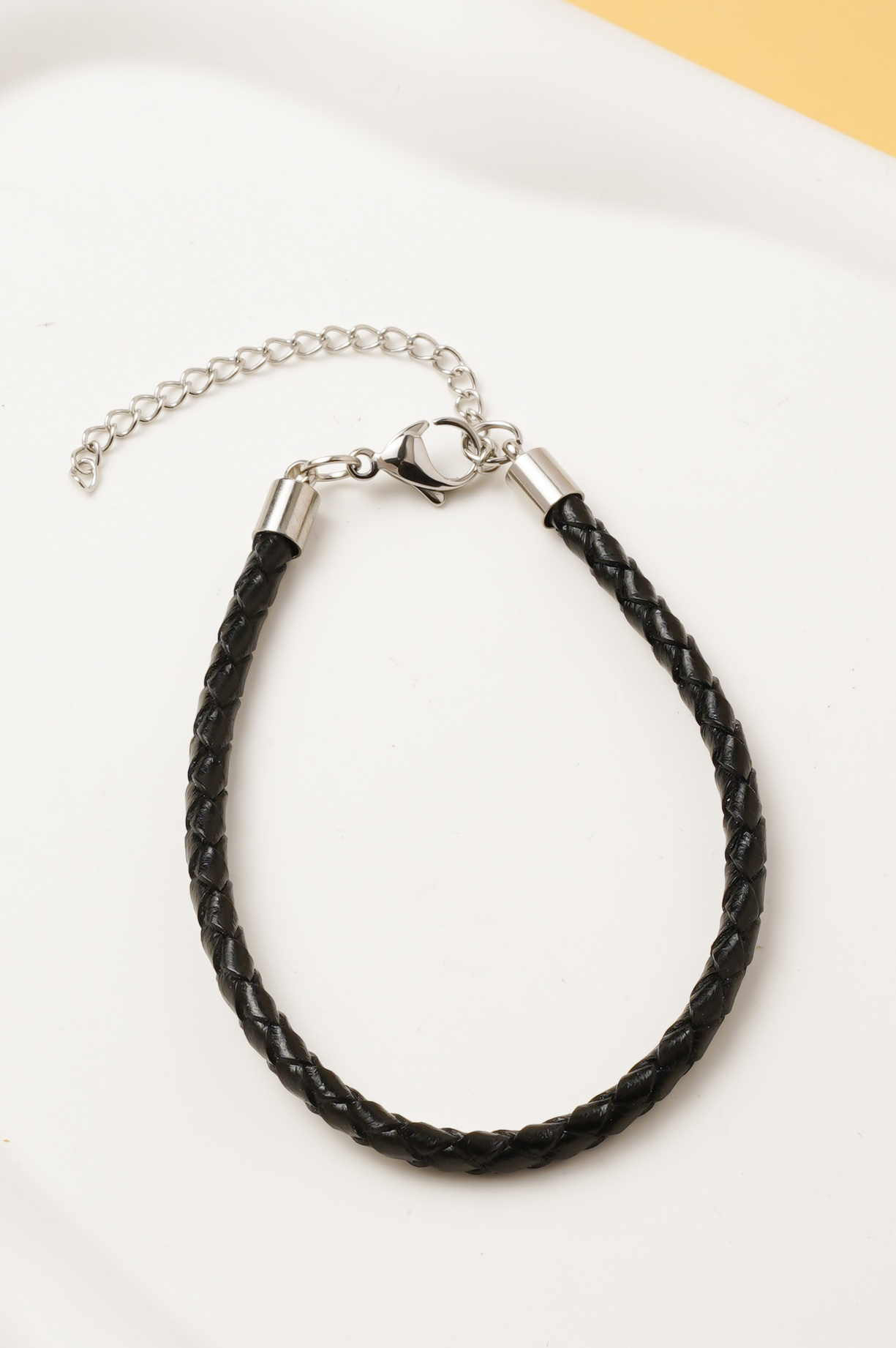 Großhändler Ceramik - Herrenarmband – Geflochtenes Schwarzes Leder mit Verstellbarer Kette