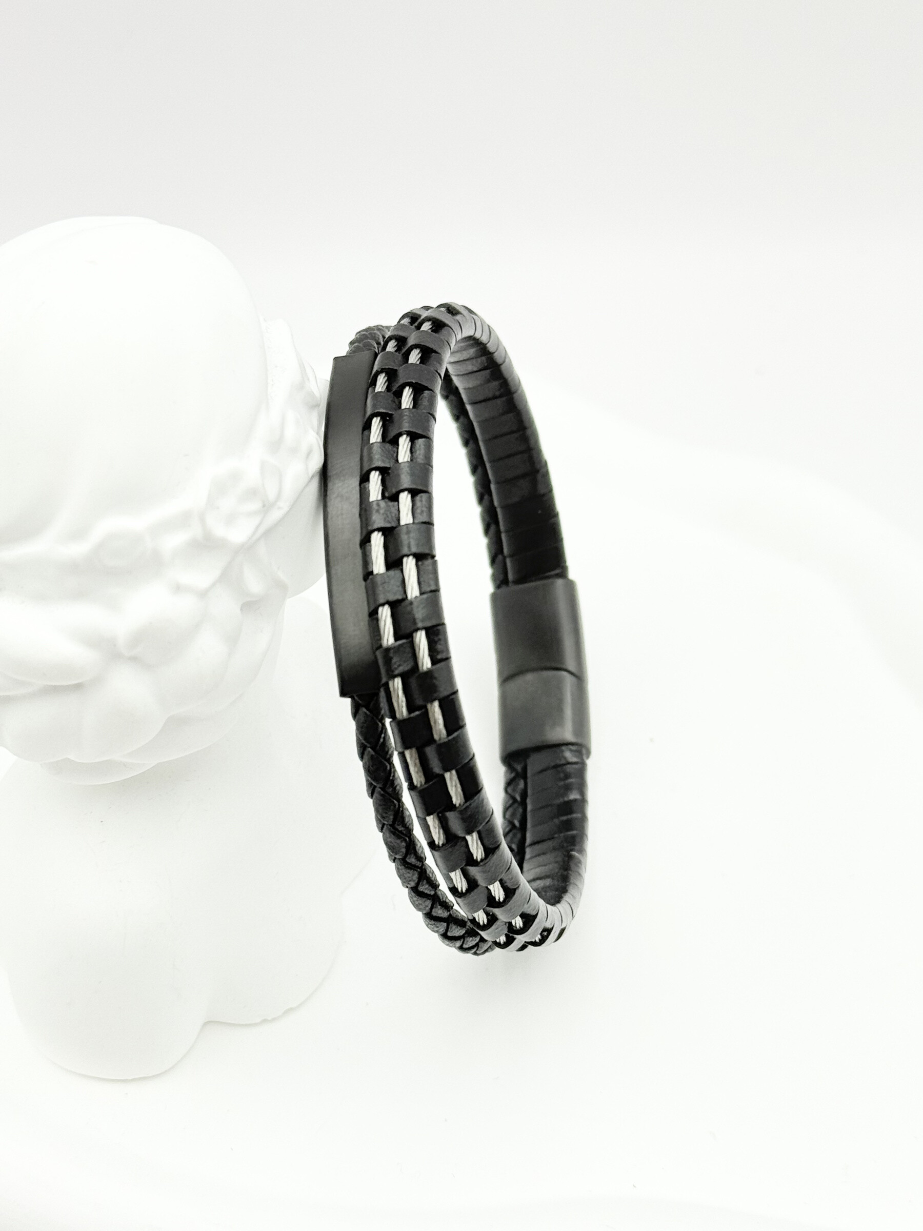 Wholesaler Ceramik - Men's black braided double bracelet with matte black central link