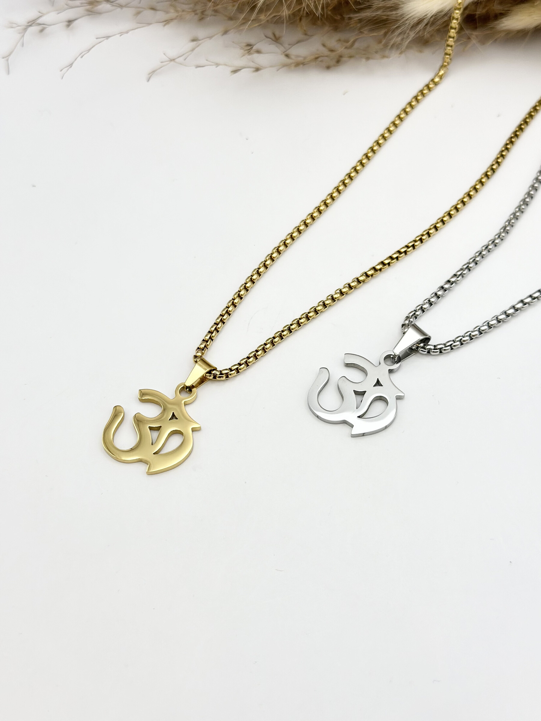 Wholesaler Ceramik - Stainless steel pendant necklace with Albania map