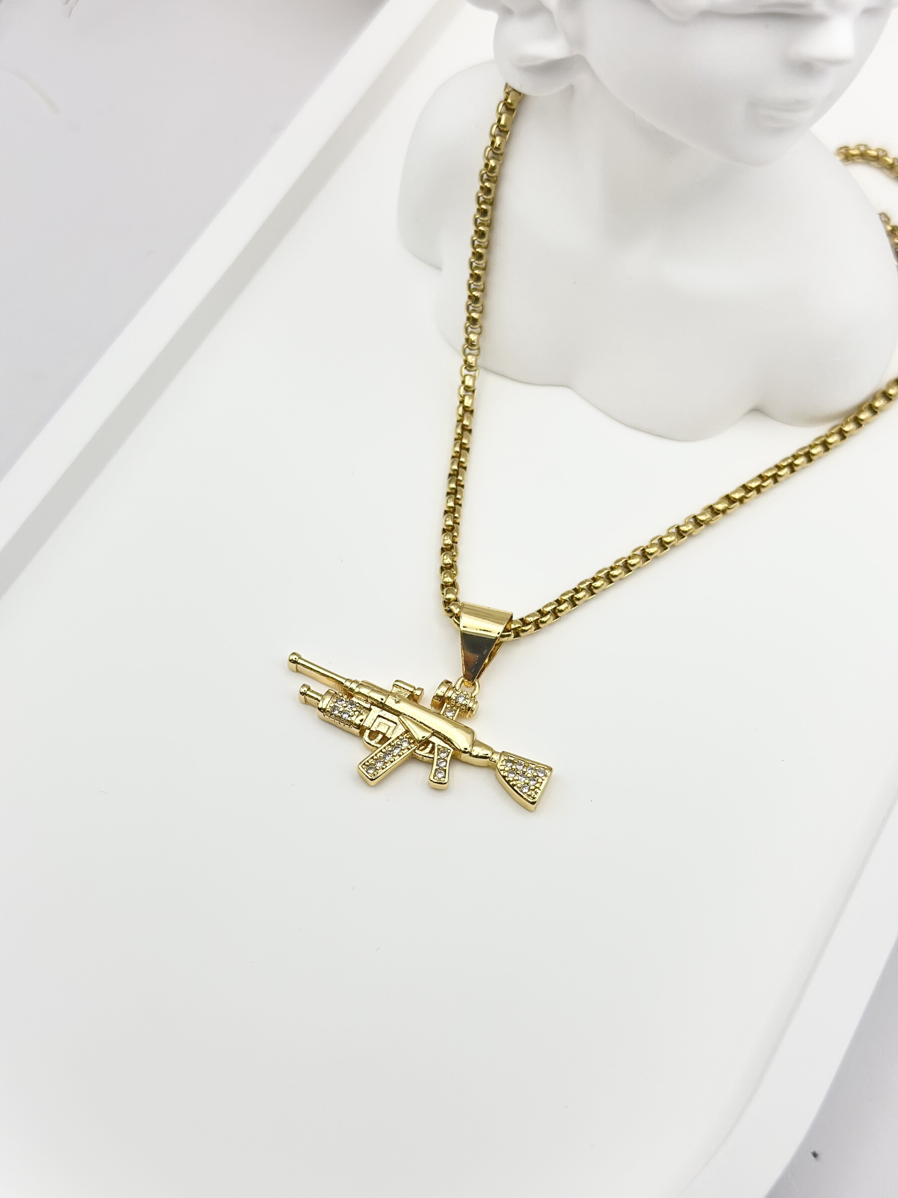 Wholesaler Ceramik - Stainless steel necklace with zirconium rhinestone cross pendant