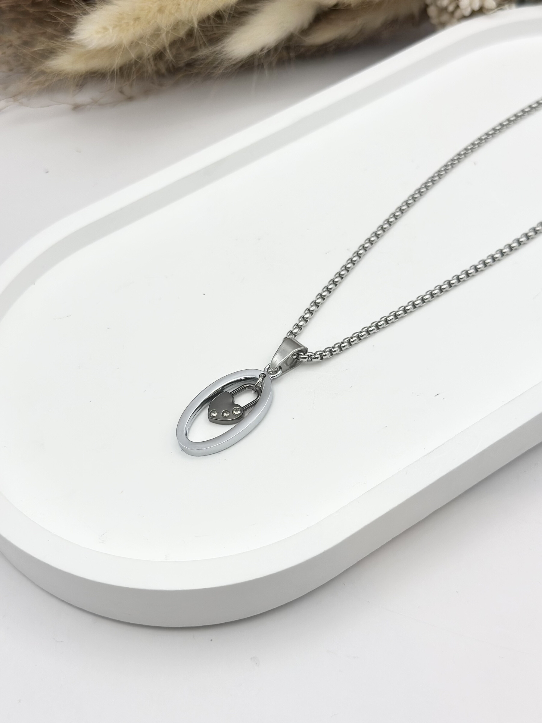 Grossista Ceramik - Collana con ciondolo in acciaio inossidabile