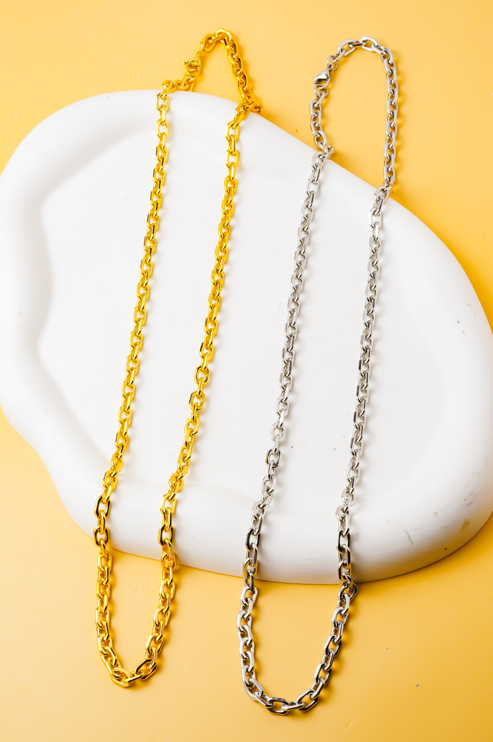 Großhändler Ceramik - Herren Halskette aus Edelstahl 60CM – Stärke 6)4MM | Gold & Silber