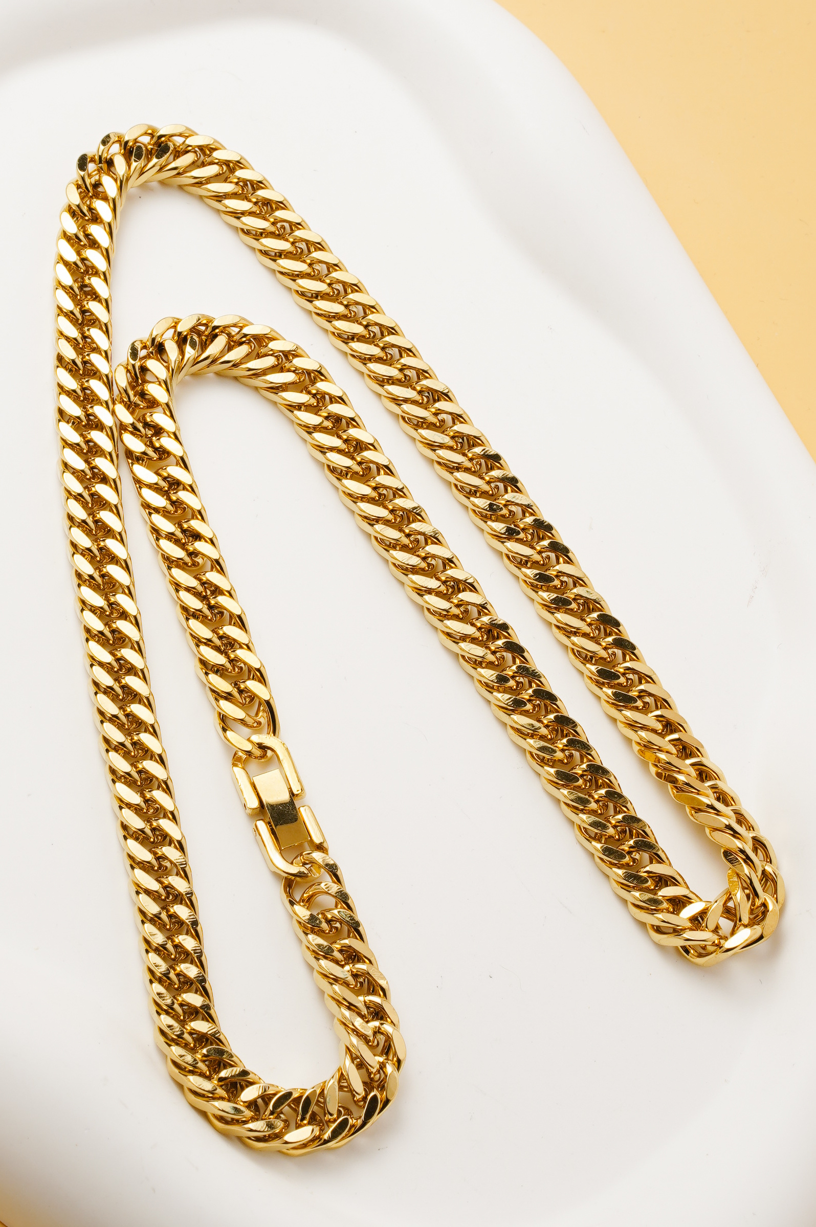 Wholesaler Ceramik - Men's Chain – Cuban Link – 55 cm / 8 mm - color of your choice