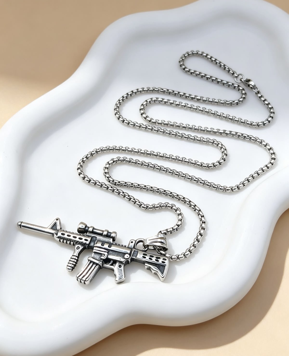 Mayorista Ceramik - Collar con colgante de pistola - cadena de 60 cm
