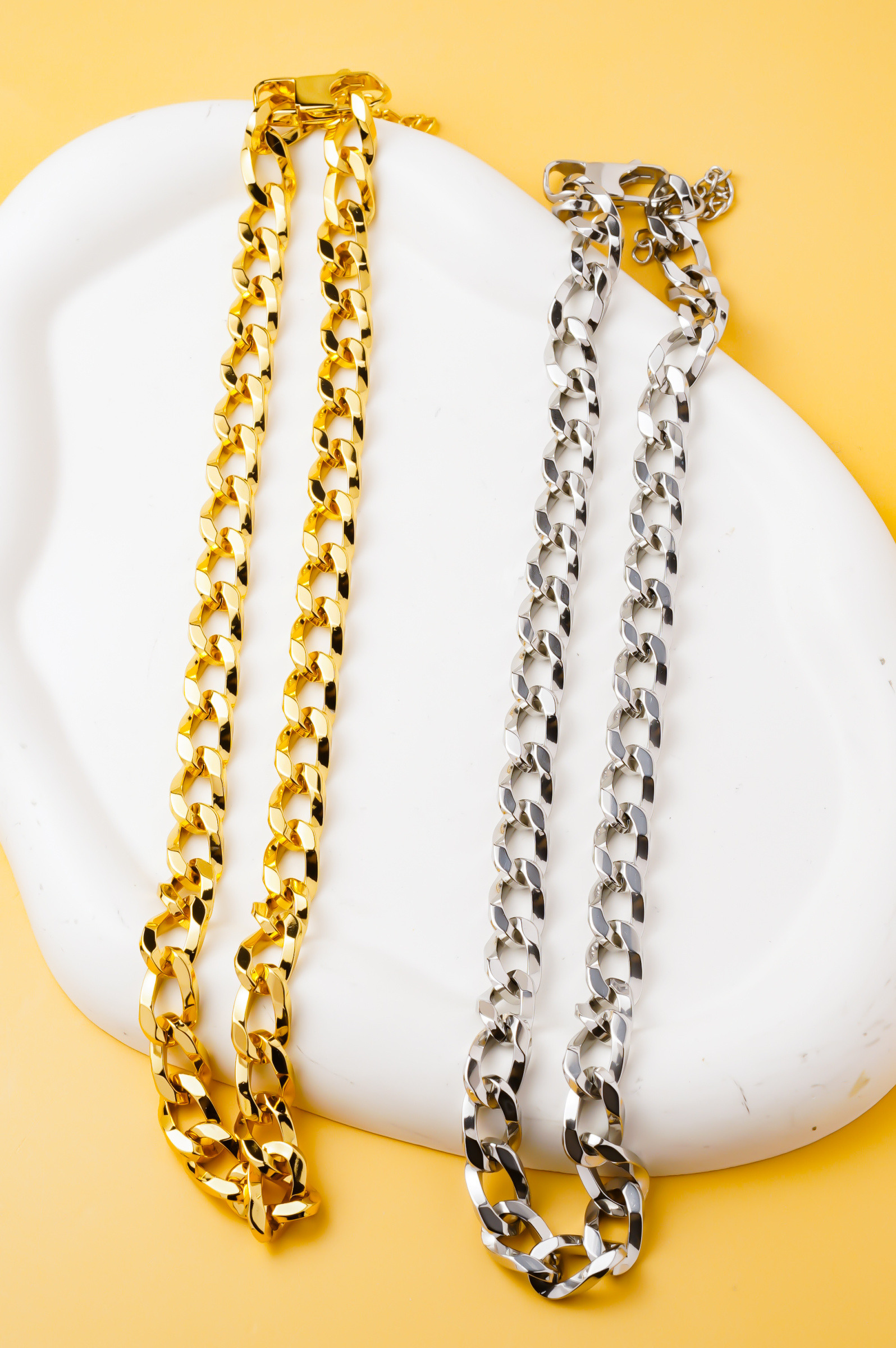 Großhändler Ceramik - Herren Halskette aus Edelstahl 50+4CM – Stärke 12MM | Gold & Silber