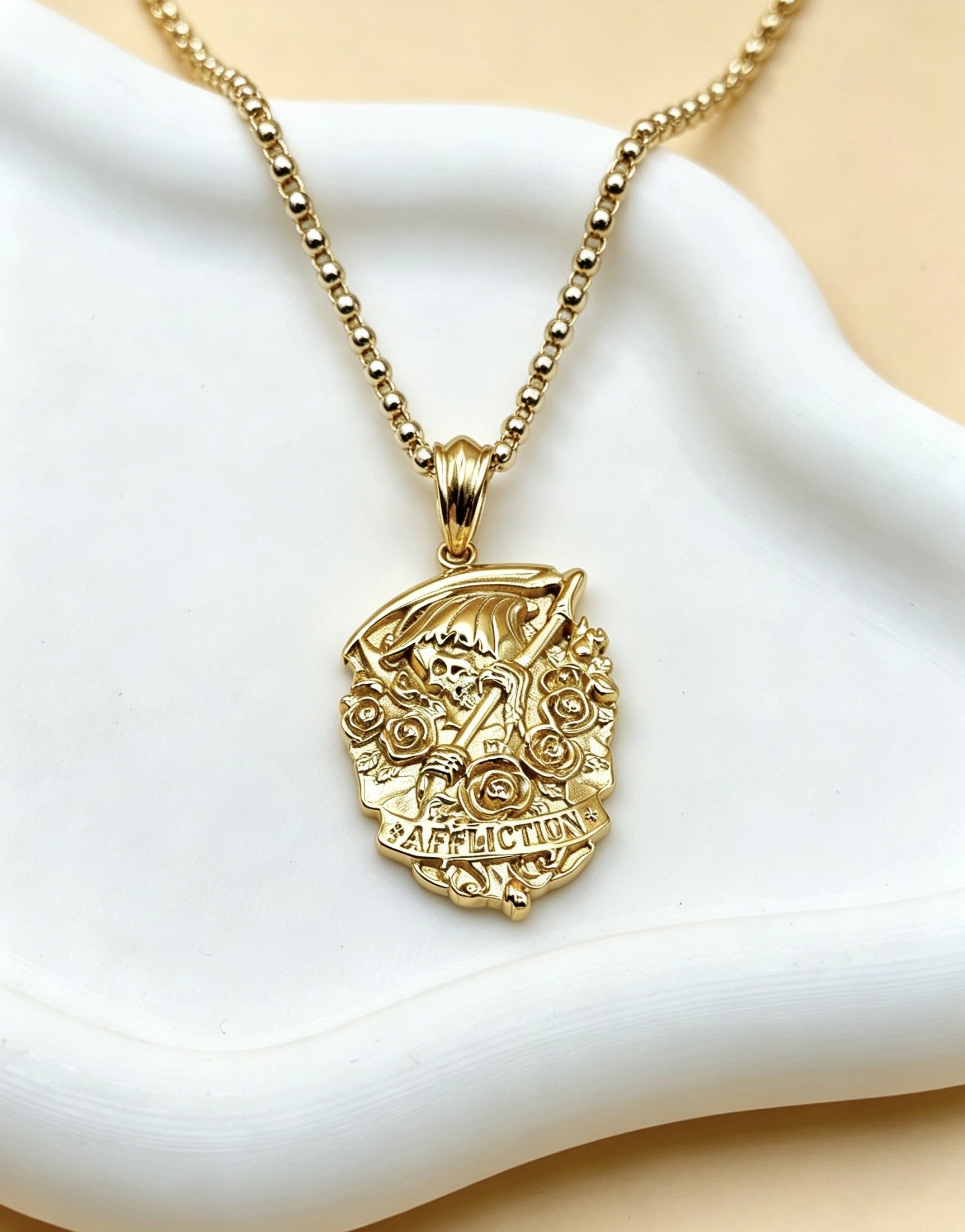 Grossiste Ceramik - Pendentif Homme Acier Inoxydable Motif Faucheuse & Roses (Taille Unique) – Doré