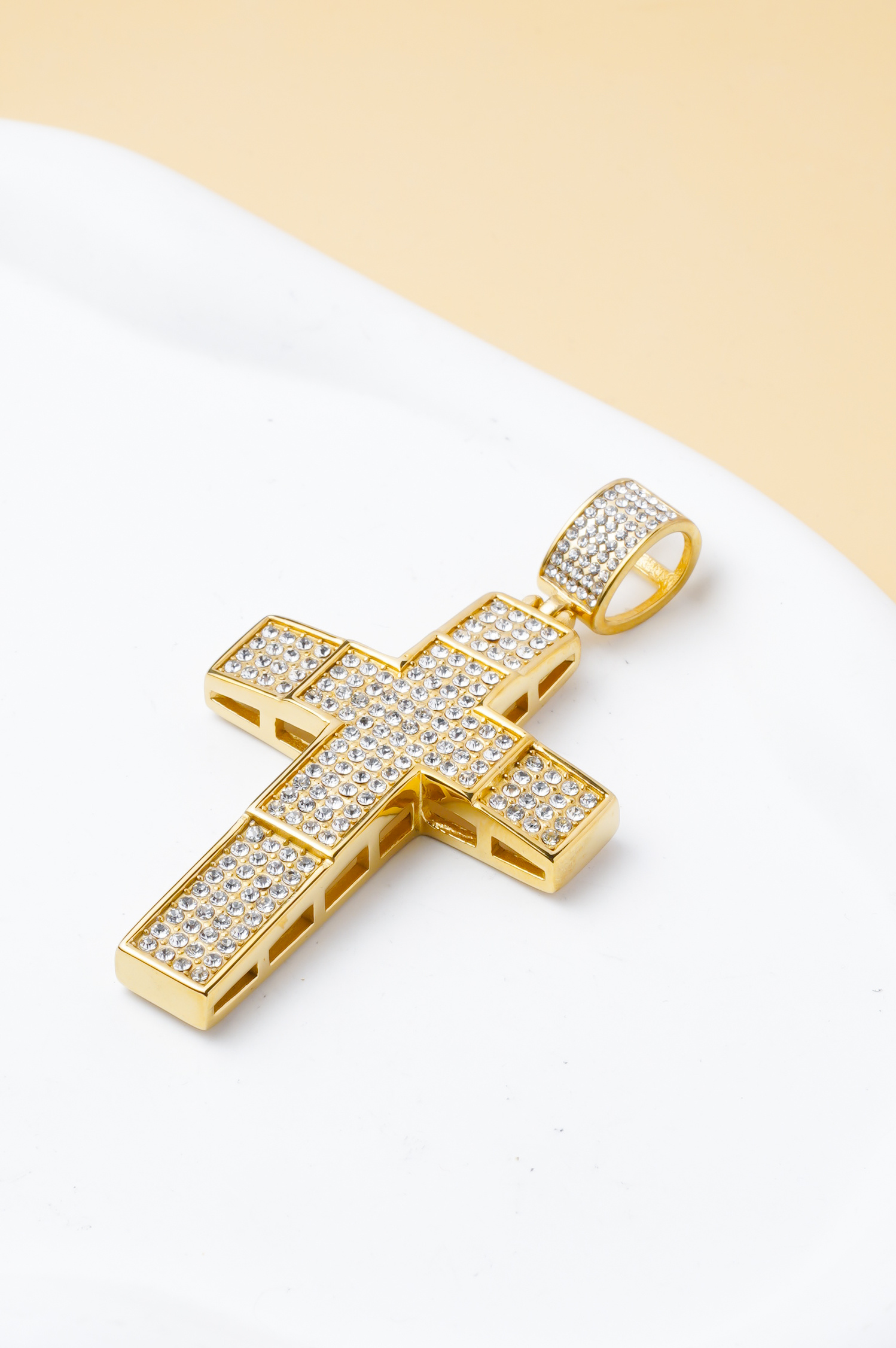 Wholesaler Ceramik - Stainless Steel Cross Pendant Without Chain – Luxury Pave Rhinestones – Gold Color -6CM