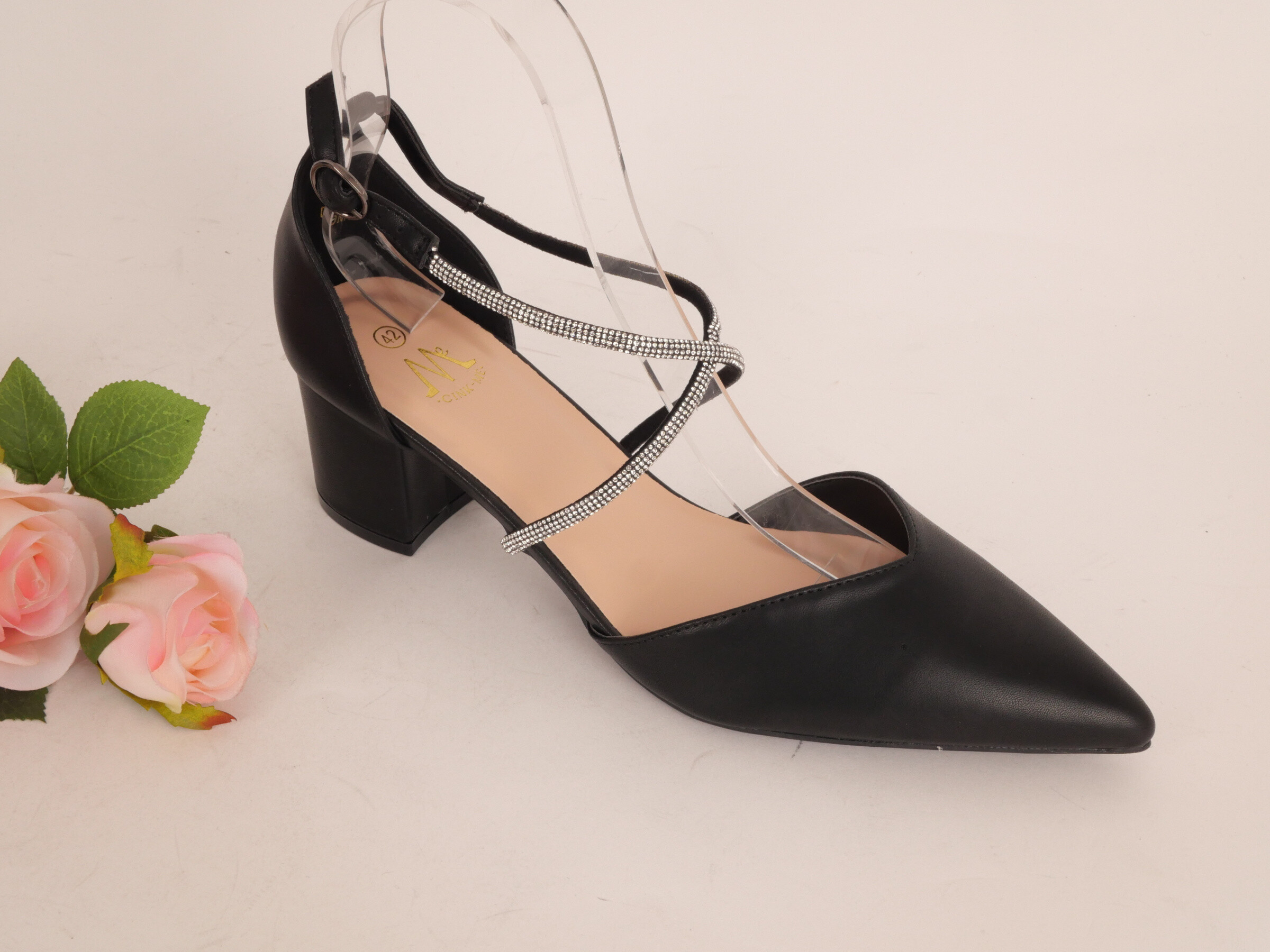 Mayorista Cink Me - Sandalias de tacón con puntera sintética y tiras cruzadas de strass