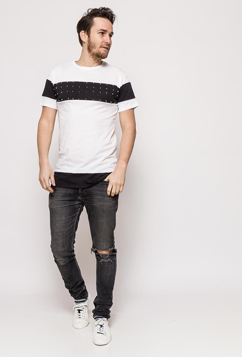 Wholesaler City Design - T-shirt with studs