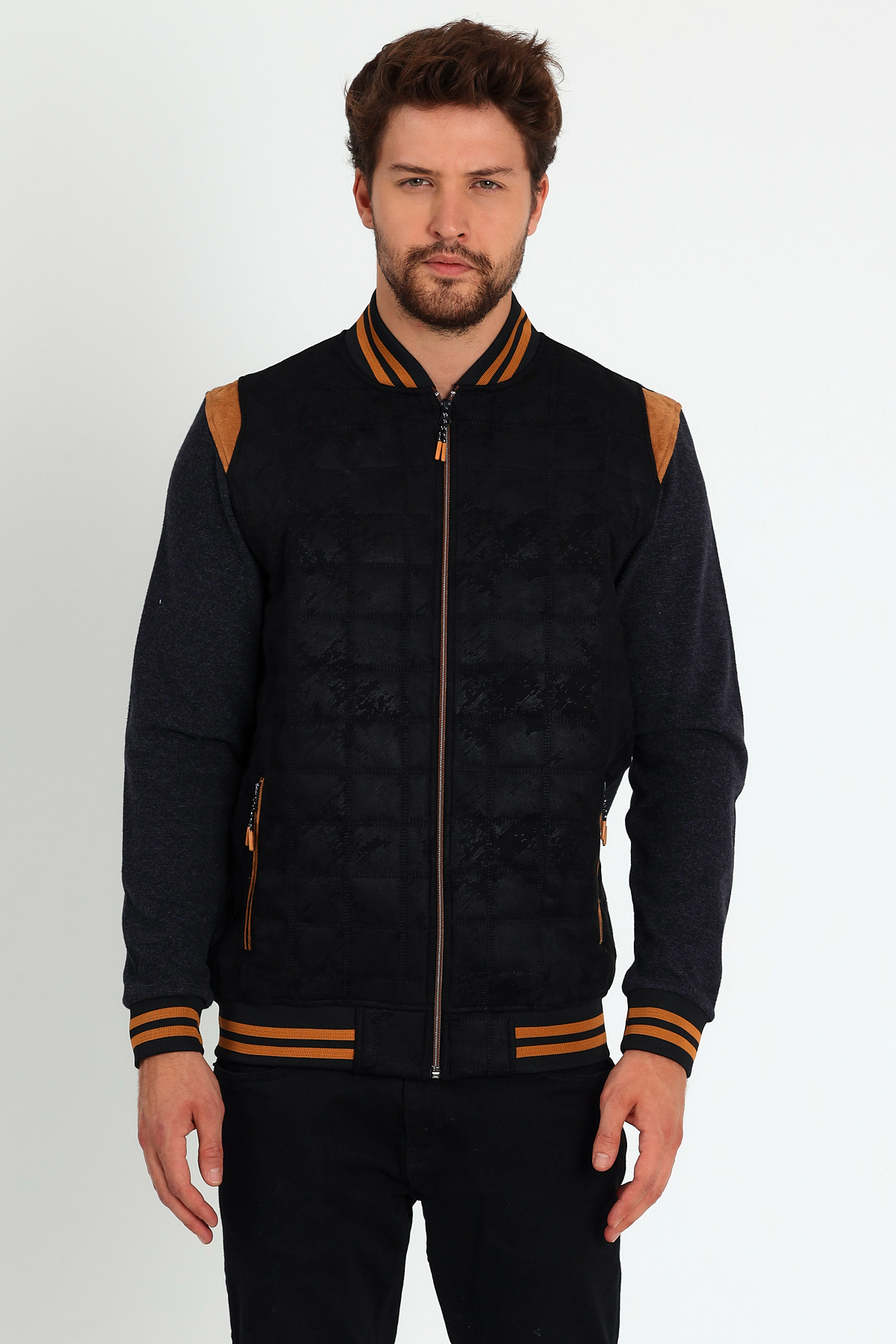Wholesaler CLUB JU - VEST