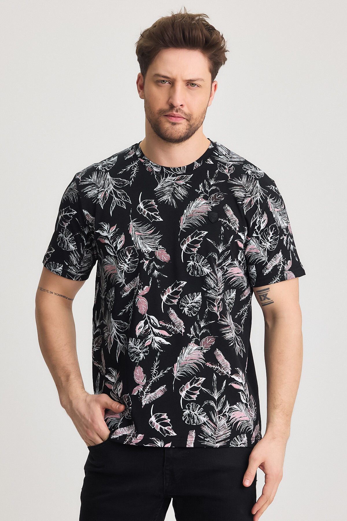 Wholesaler CLUB JU - T-SHIRT