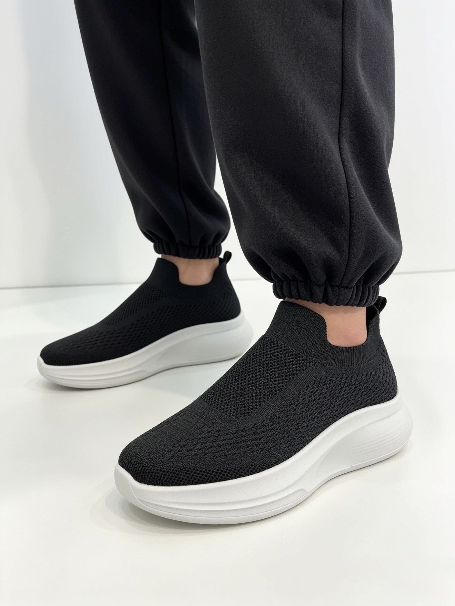 Wholesaler Coco Perla - Men's sneakers