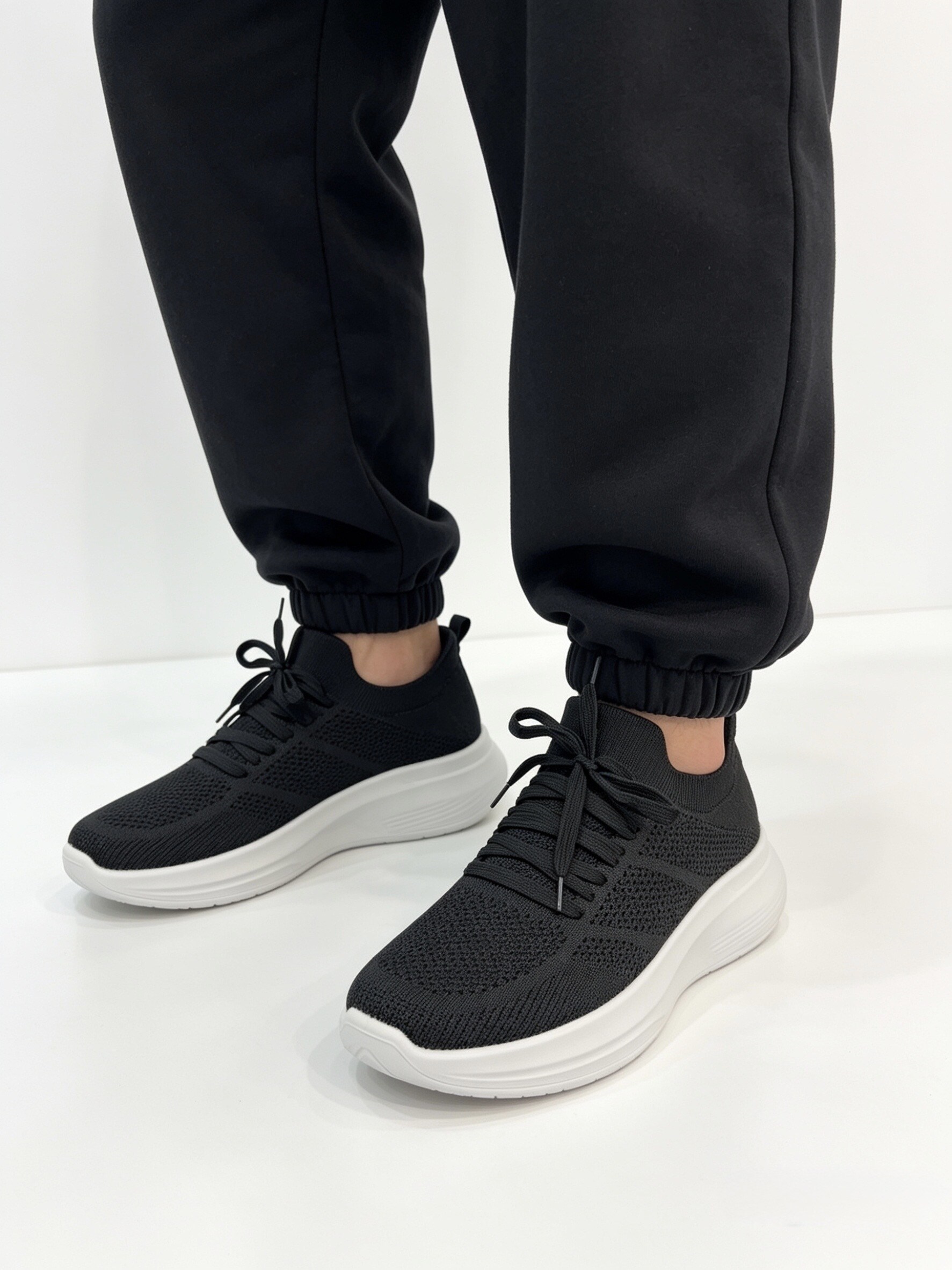 Wholesaler Coco Perla - Men's sneakers