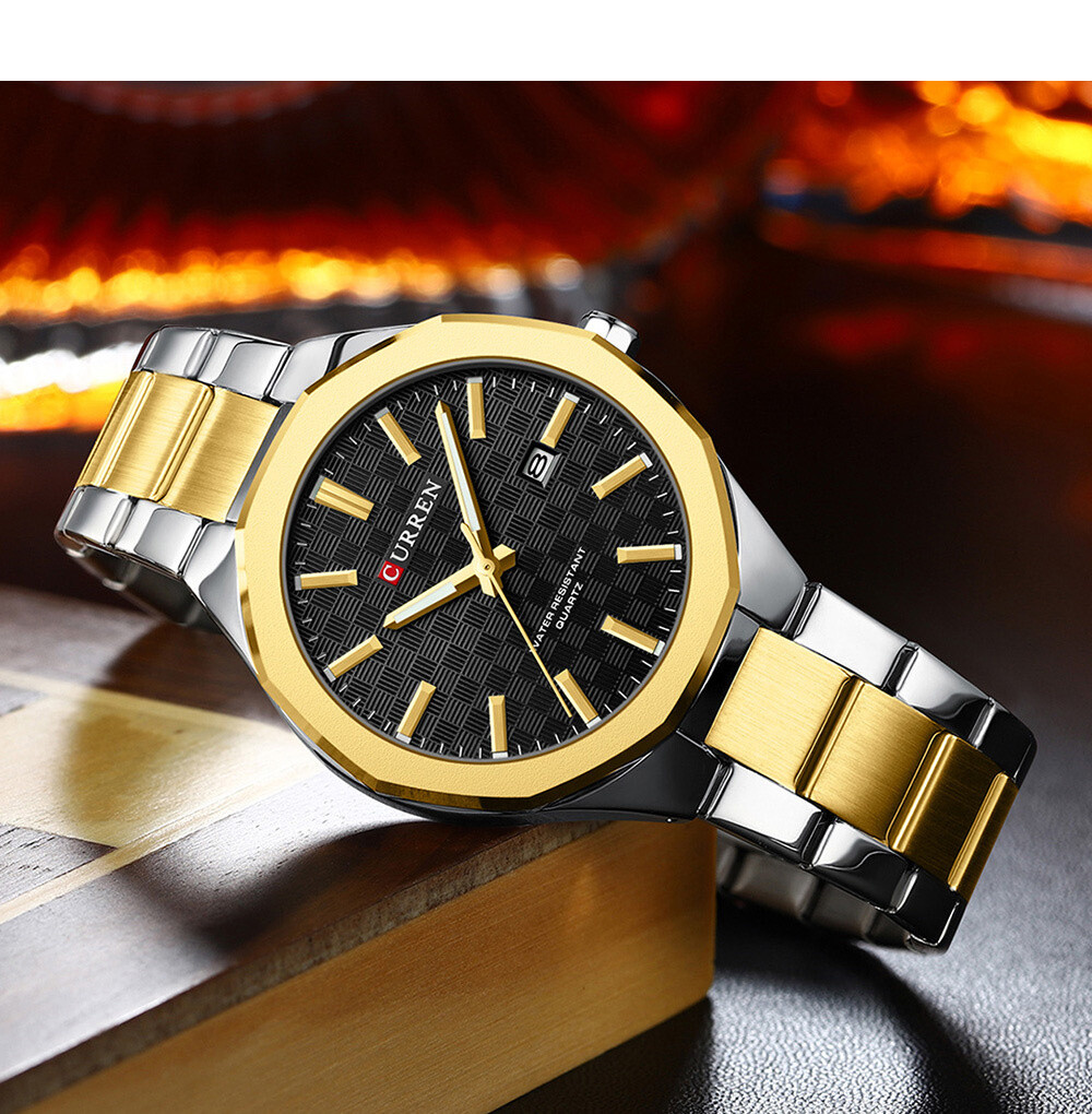 Wholesaler CURREN - Trendy man curreno with steel bracelet water resistant