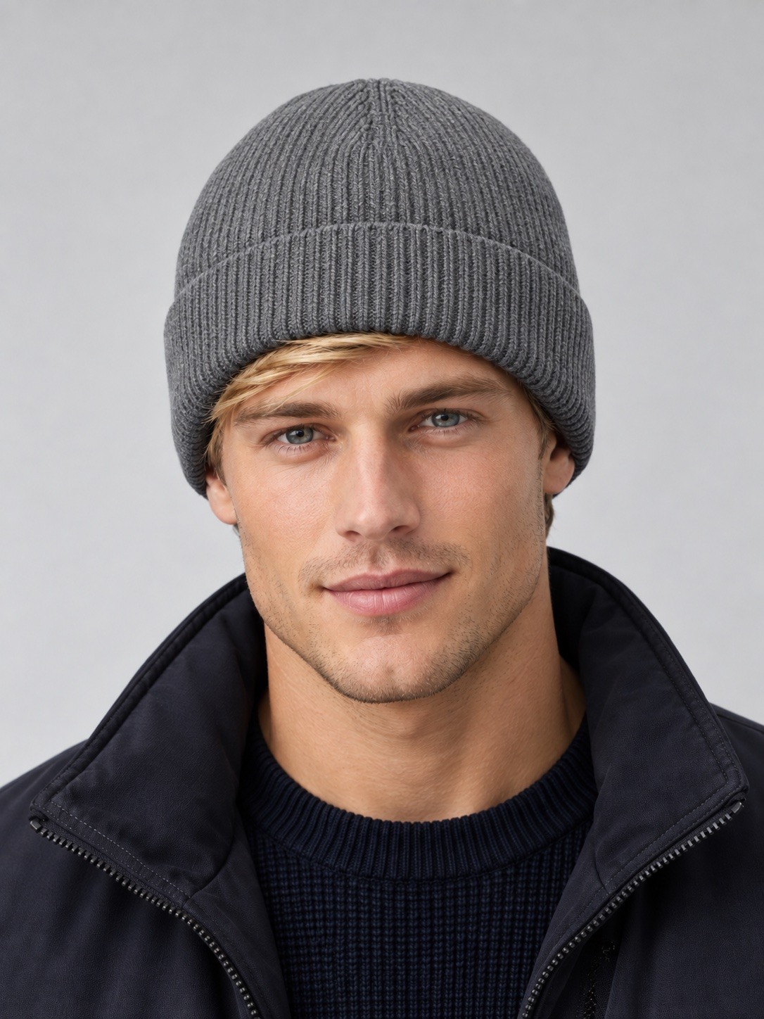 Grossiste DH DIFFUSION - Bonnet homme simple sans doublure en fausse fourrure