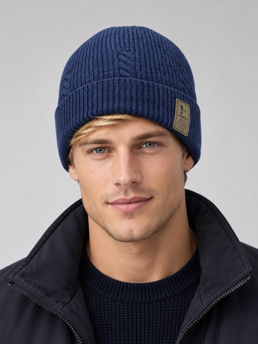 Grossiste DH DIFFUSION - Bonnet homme fourré à l'intérieur en moumoute
