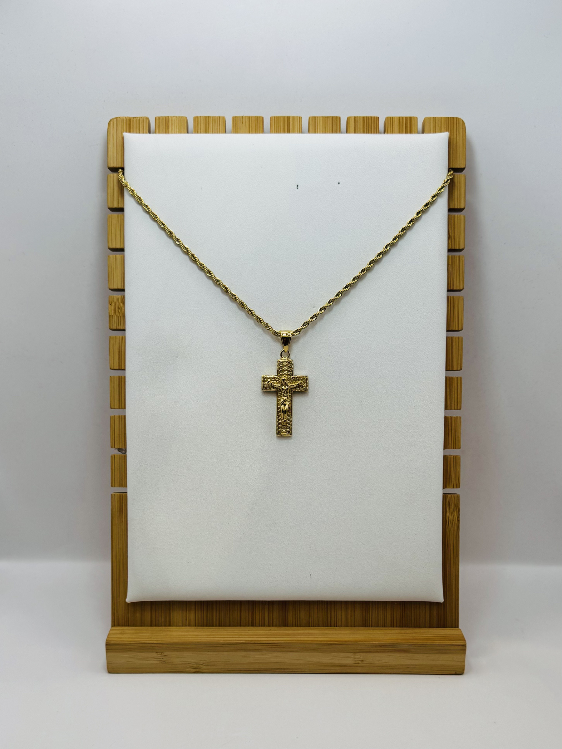 Großhändler Diamond - Stahl Jesus Kreuz Halskette