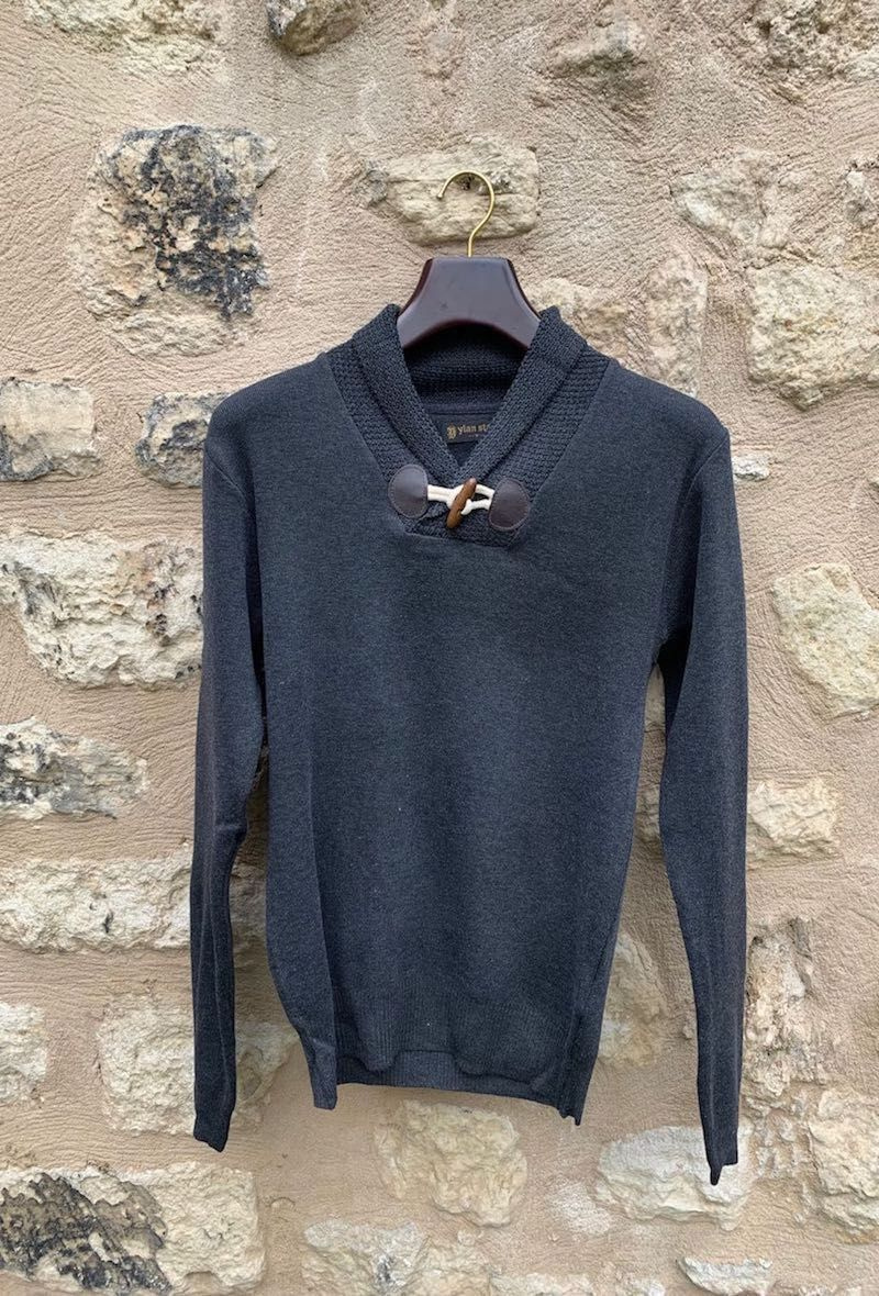Wholesaler DYLAN STAR - Men's plain sweater