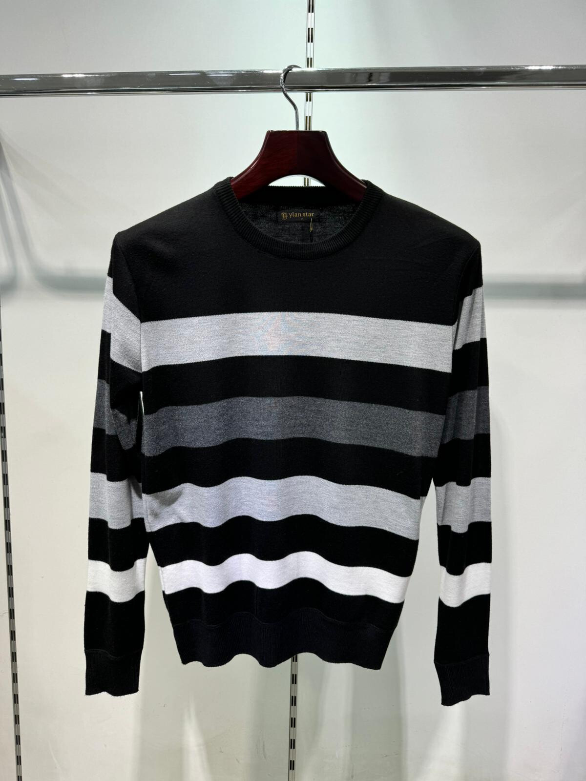 Wholesaler DYLAN STAR - Striped sweater