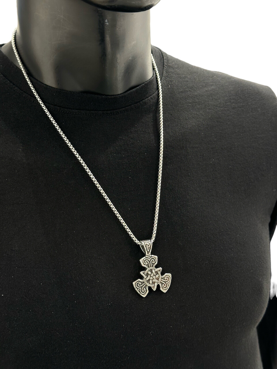 Wholesaler ÉLINE L'ATELIER - Men's stainless steel pendant