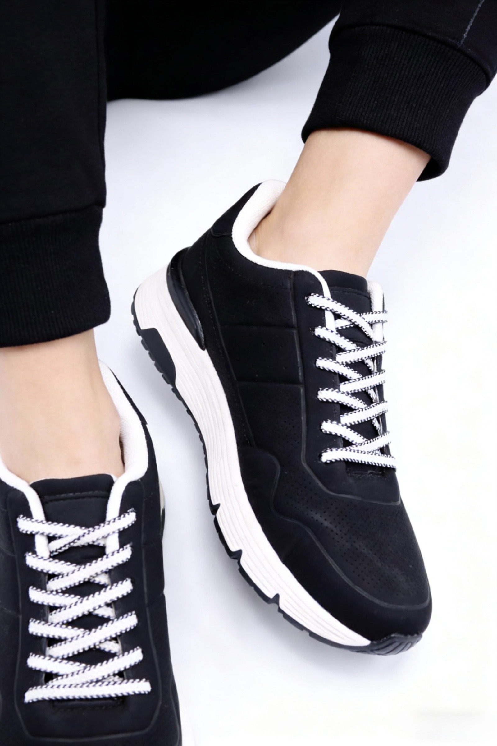 Großhändler Elong - Herren-Sneaker mit Doppelschnürung