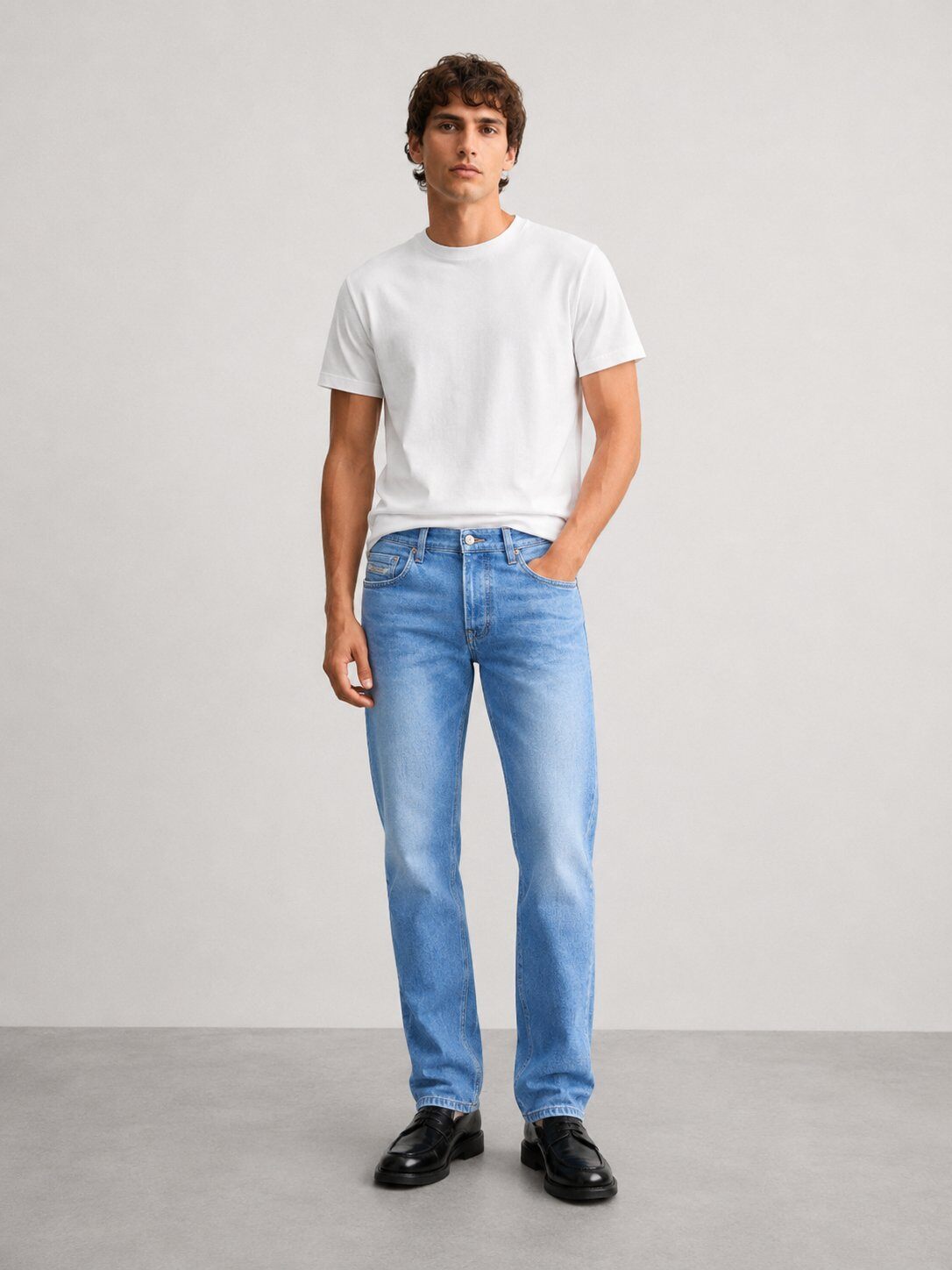 Wholesaler FIVE EVER - REGULAR blue cotton jeans