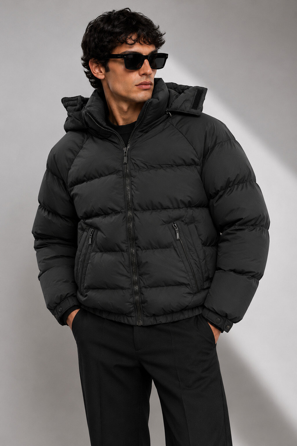 Großhändler FIVE EVER - Leichte Steppjacke, abnehmbare Kapuze