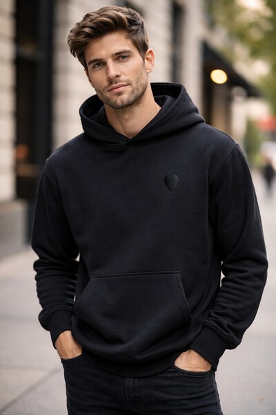 Großhändler FIVE EVER - Kapuzenpullover mit gesticktem Herz aus 100% PREMIUM-Baumwolle Großhändler FIVE EVER - Kapuzenpullover mit gesticktem Herz aus 100% PREMIUM-Baumwolle
