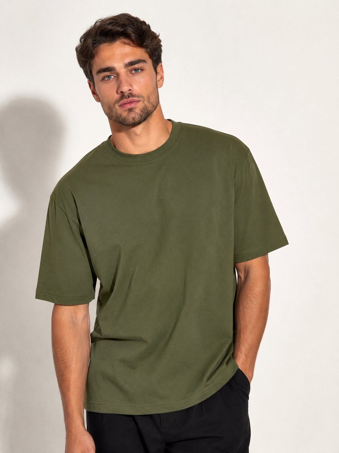 Großhändler FIVE EVER - UNIFARBENES T-SHIRT AUS 100% BAUMWOLLE