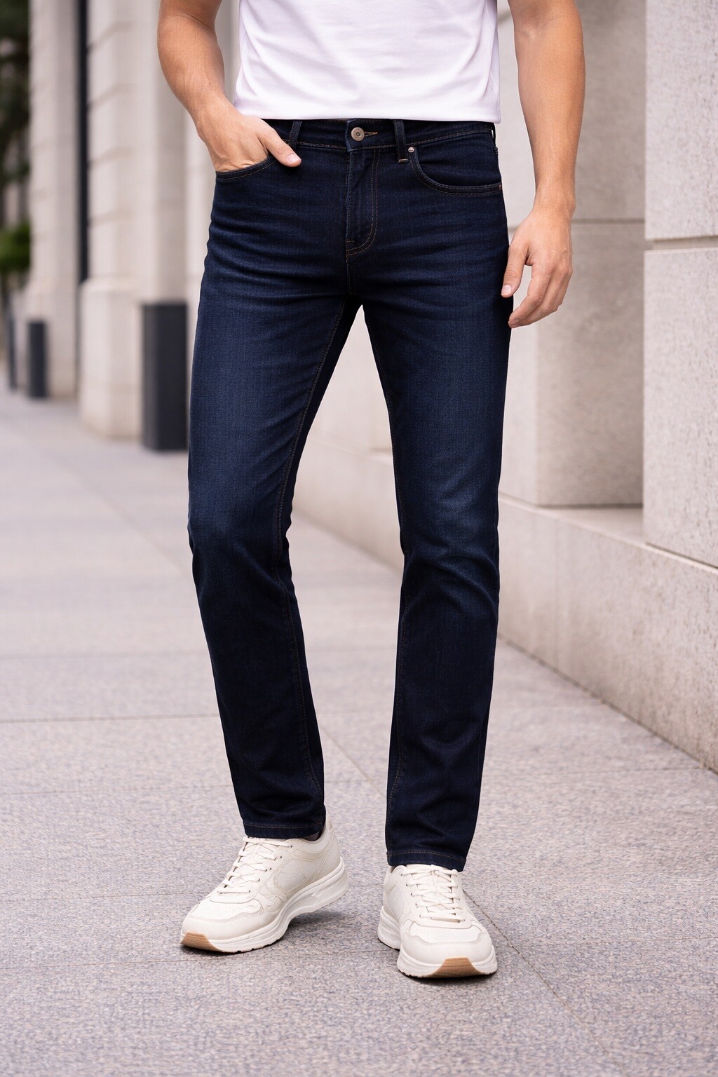 Großhändler FIVE EVER - Dunkelblaue Jeans aus gewaschenem Baumwollstoff