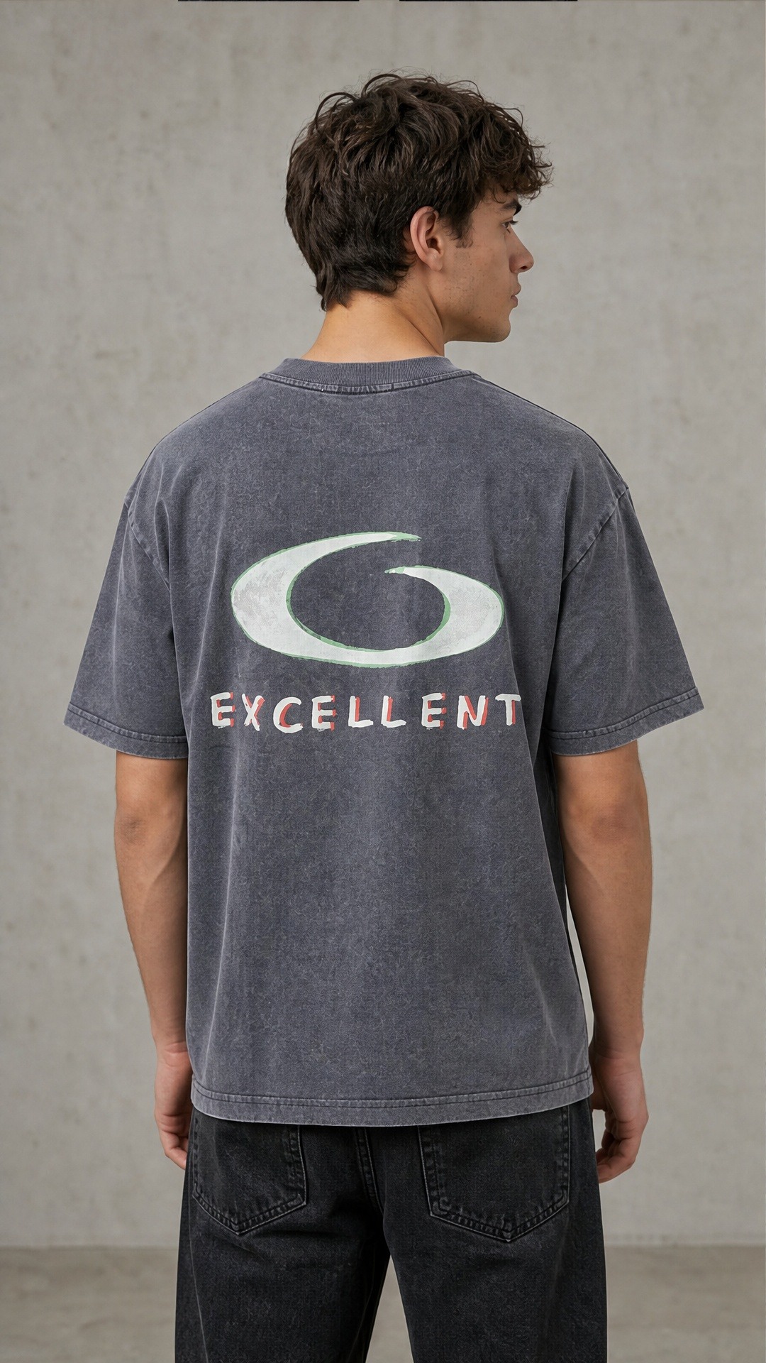 Grossiste FIVE EVER - T-shirt en coton délavé