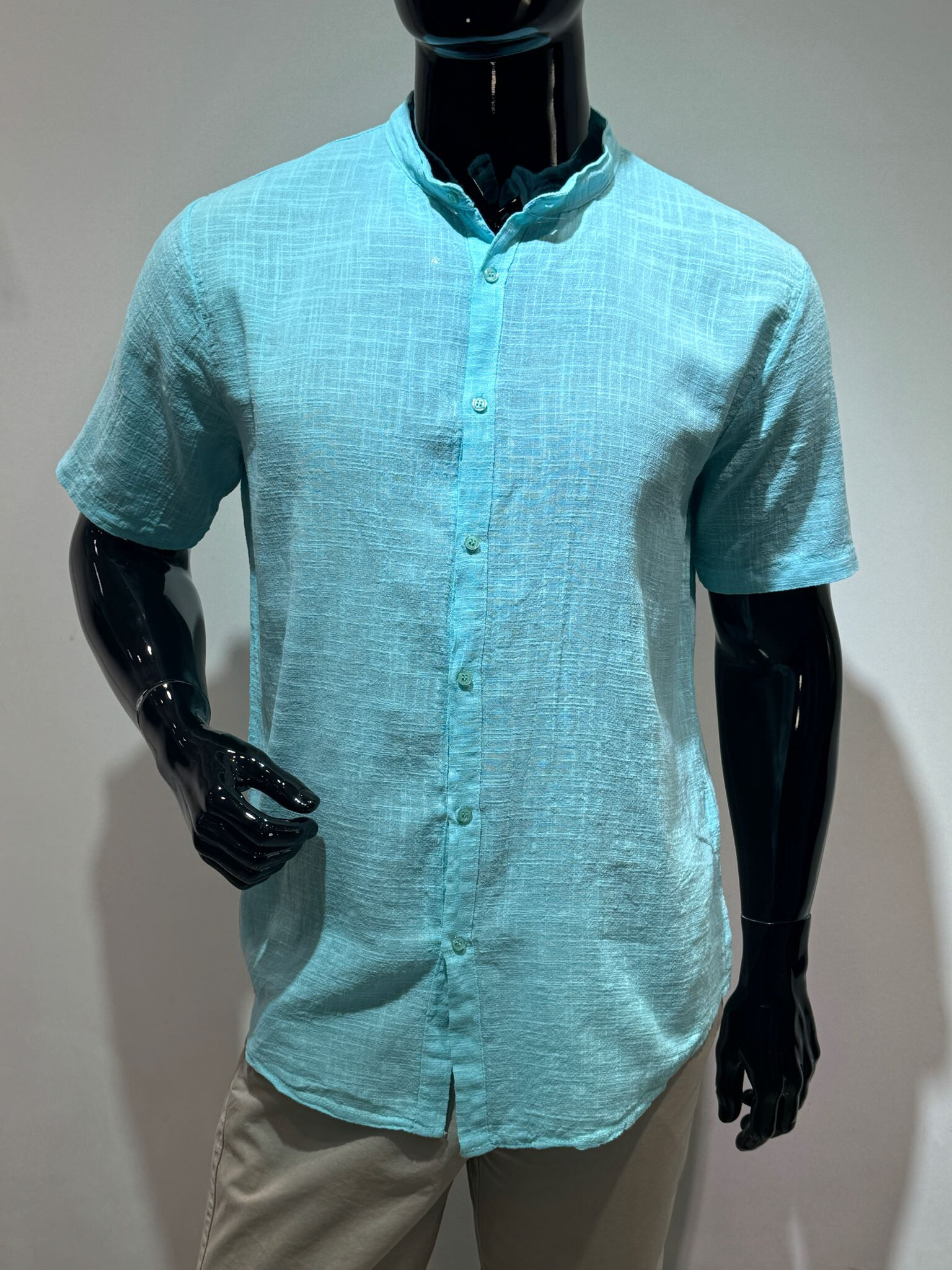 Wholesaler Forbest - Short-sleeved summer shirt with Mao collar for Men in blended cotton and linen