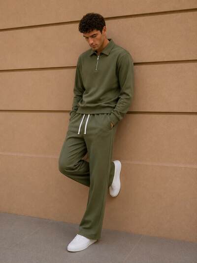 Grossista Forbest - Completo polo con mezza zip e pantaloni da uomo Grossista Forbest - Completo polo con mezza zip e pantaloni da uomo