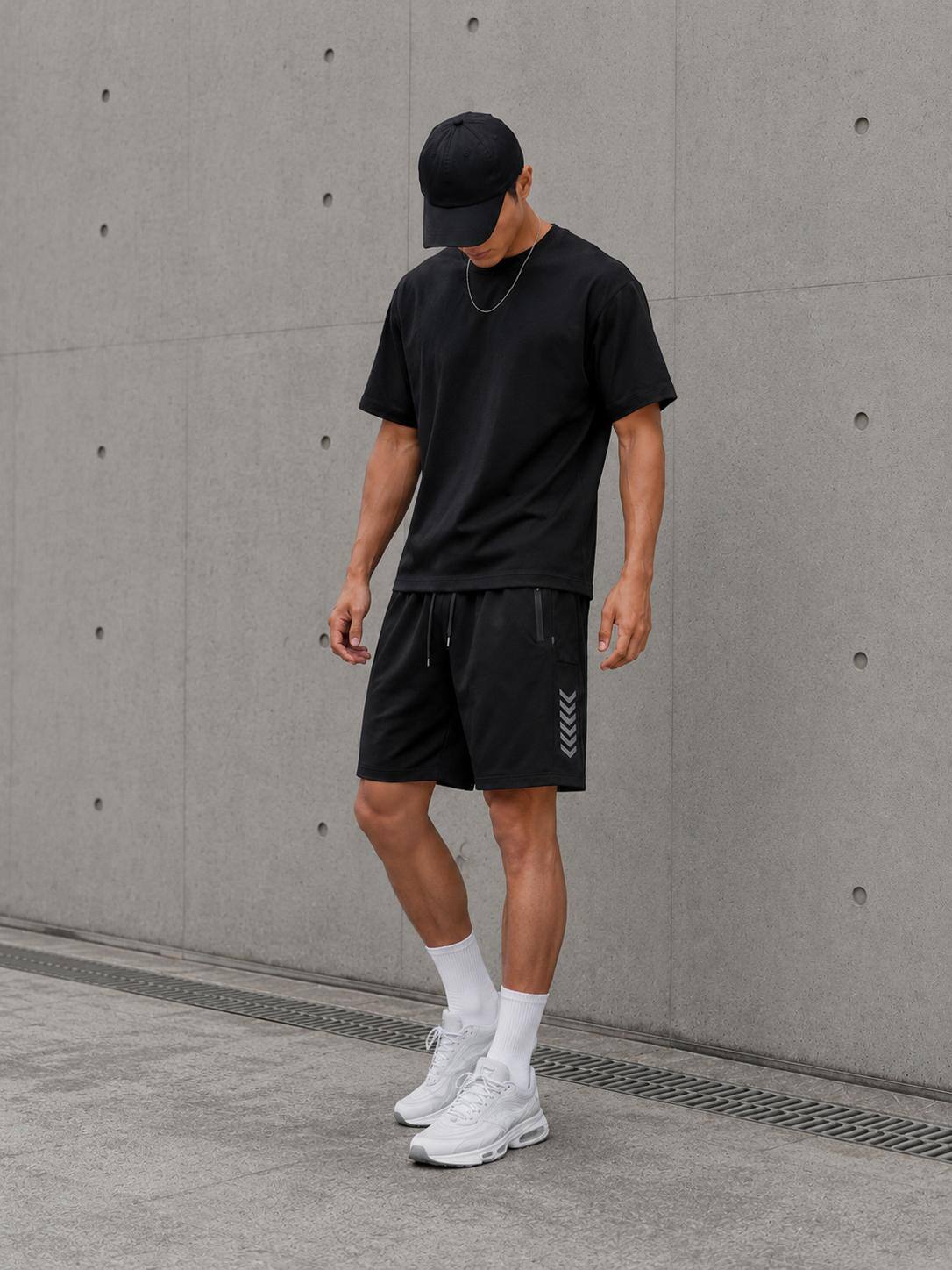 Wholesaler Forbest - Men's solid color sports shorts with cool touch