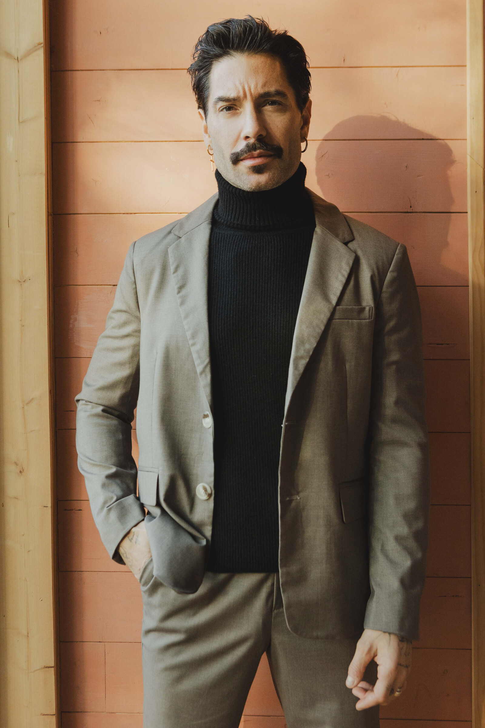 Wholesaler Frilivin - Plain blazer and suit set