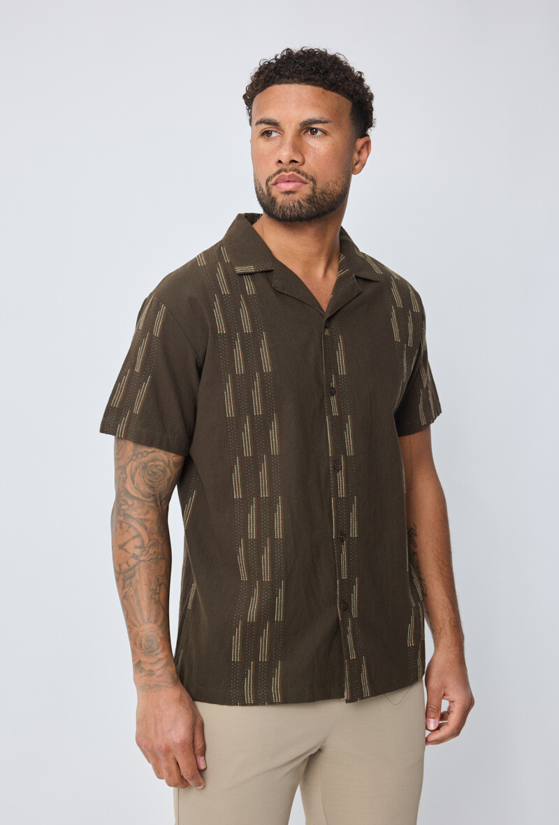 Grossiste Frilivin - Chemise manches courtes à motifs