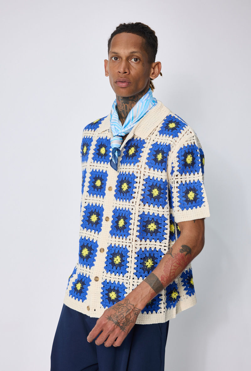 Wholesaler Frilivin - Blouse with crochet pattern