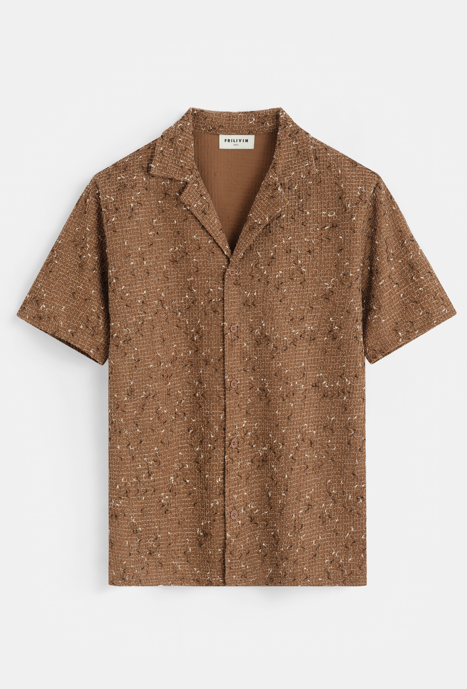 Mayorista Frilivin - Camisa de manga corta, estampado texturizado, cuello clásico.