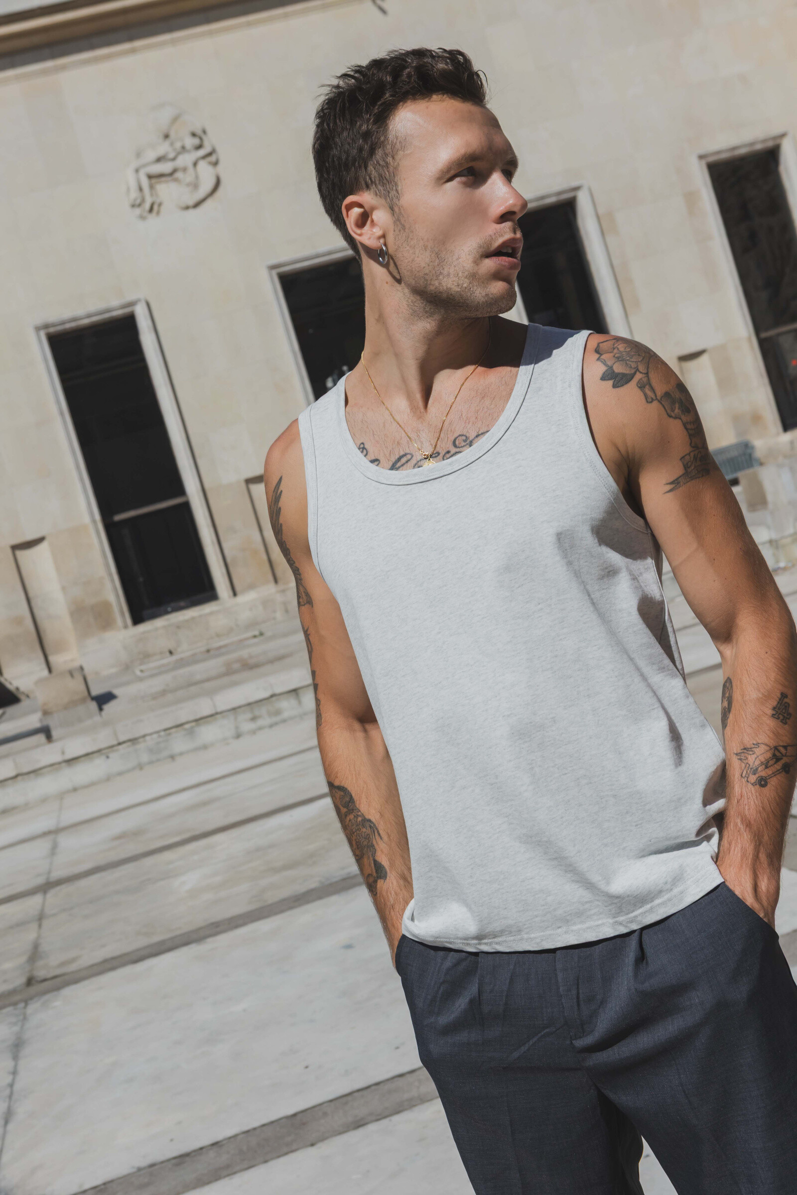 Grossiste Frilivin - T-shirt uni sans manches