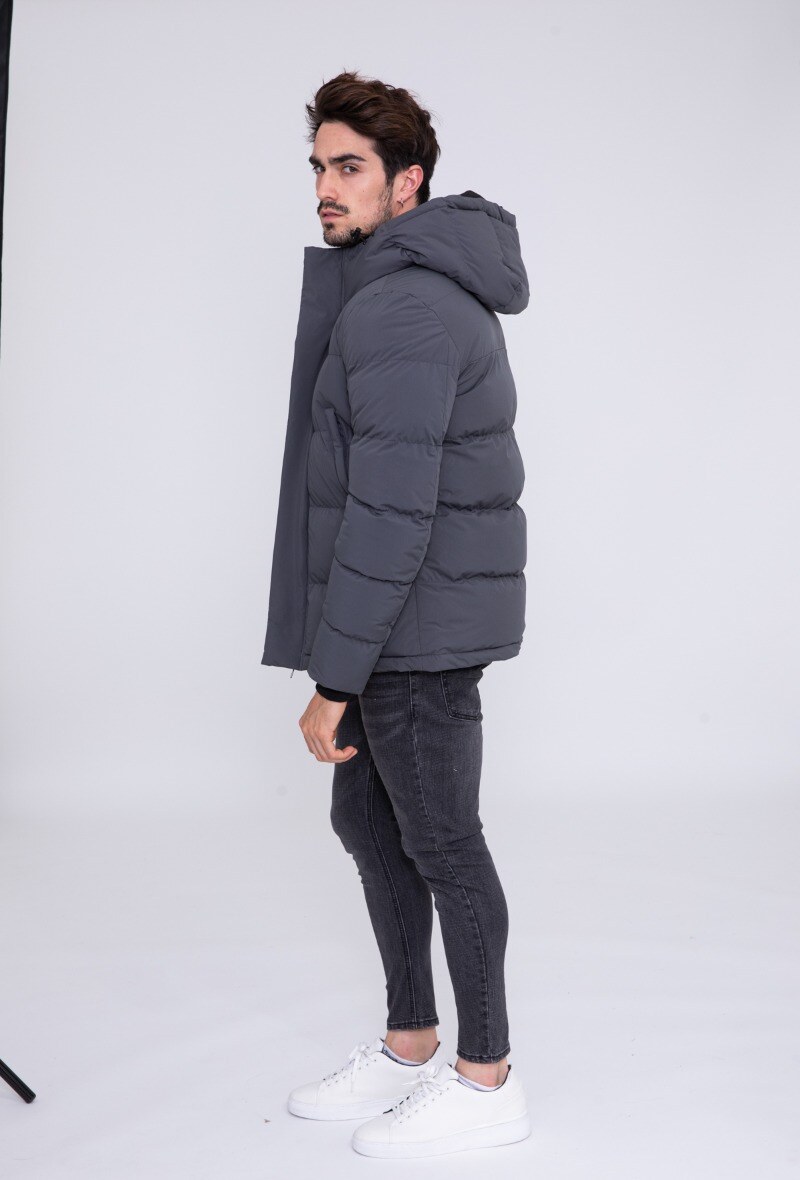 Großhändler Frilivin - Kurze Daunenjacke mit Kapuze